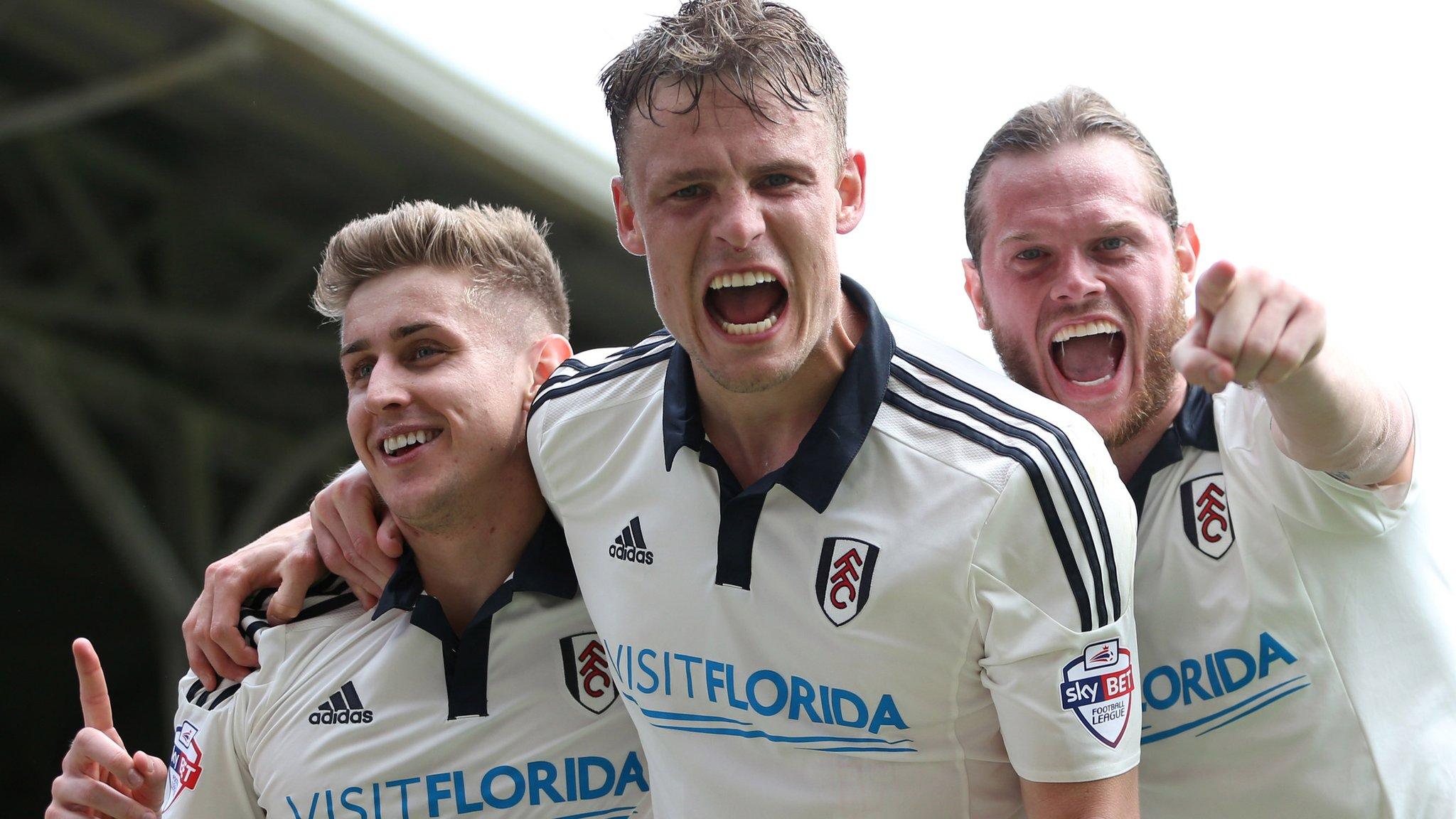 Tom Cairney (left)