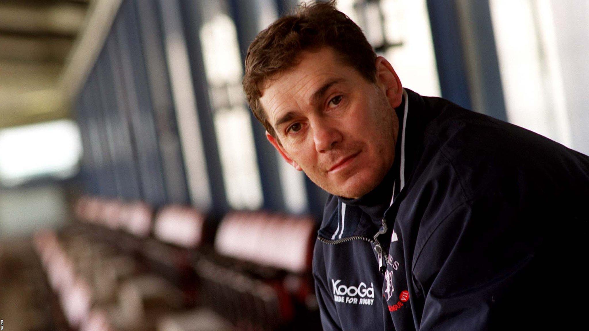 Neil Kelly as head coach of the Widnes Vikings