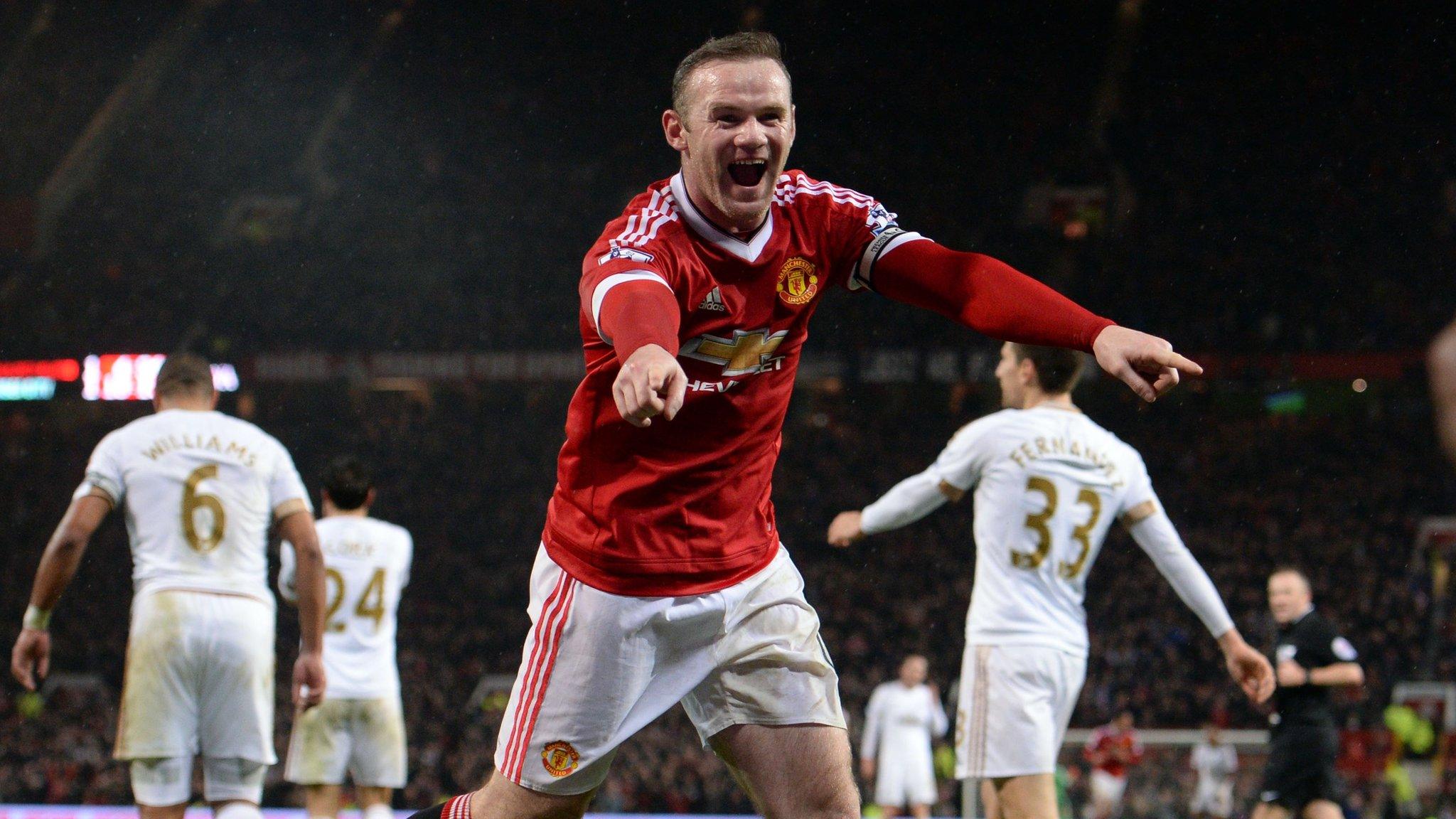 Wayne Rooney scores for Manchester United