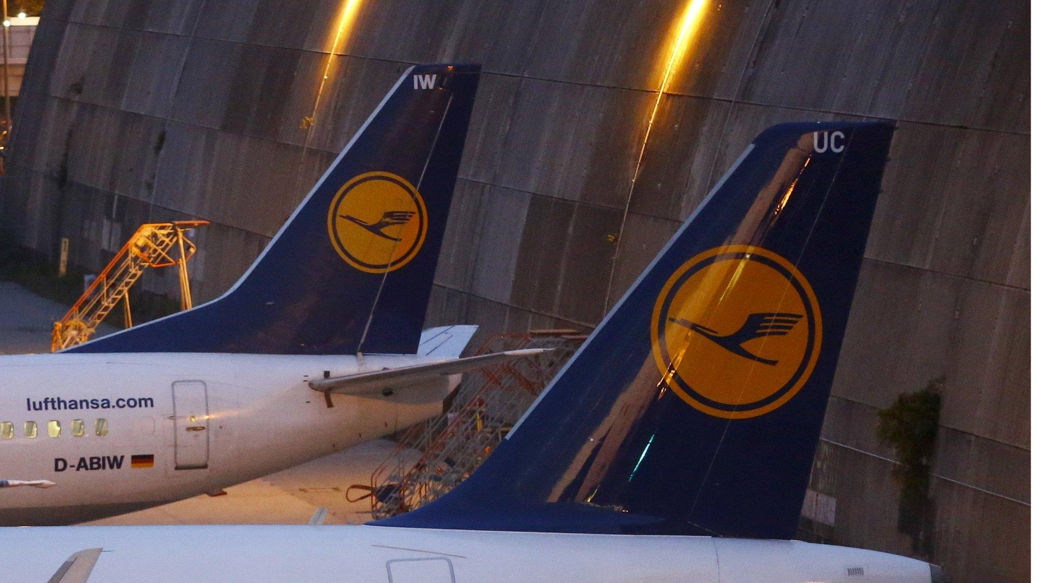 LUfthansa tail fins