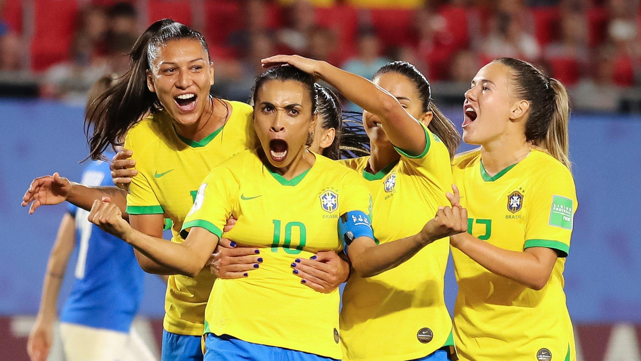 Marta celebrates