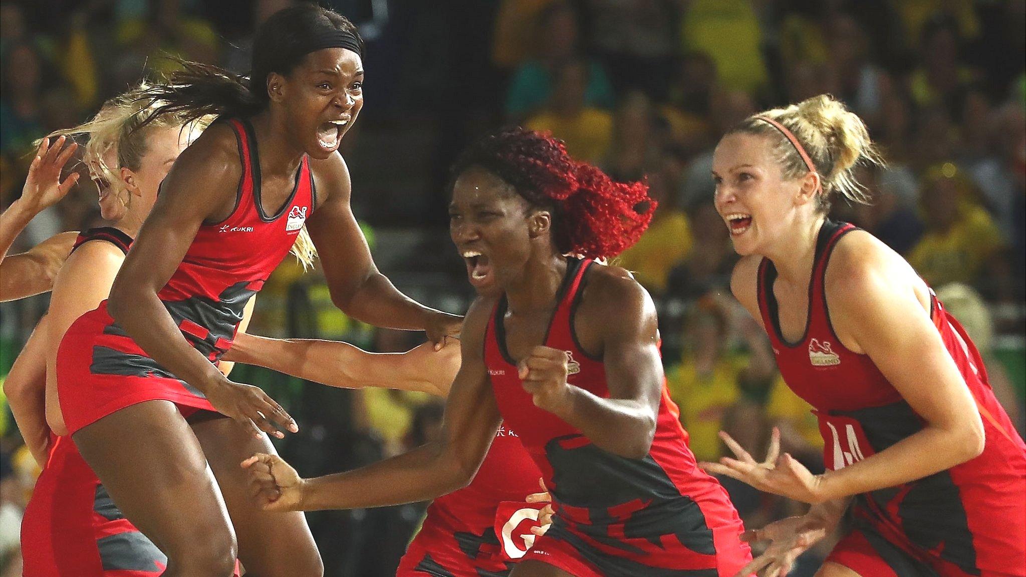 England celebrate Commonwealth netball gold