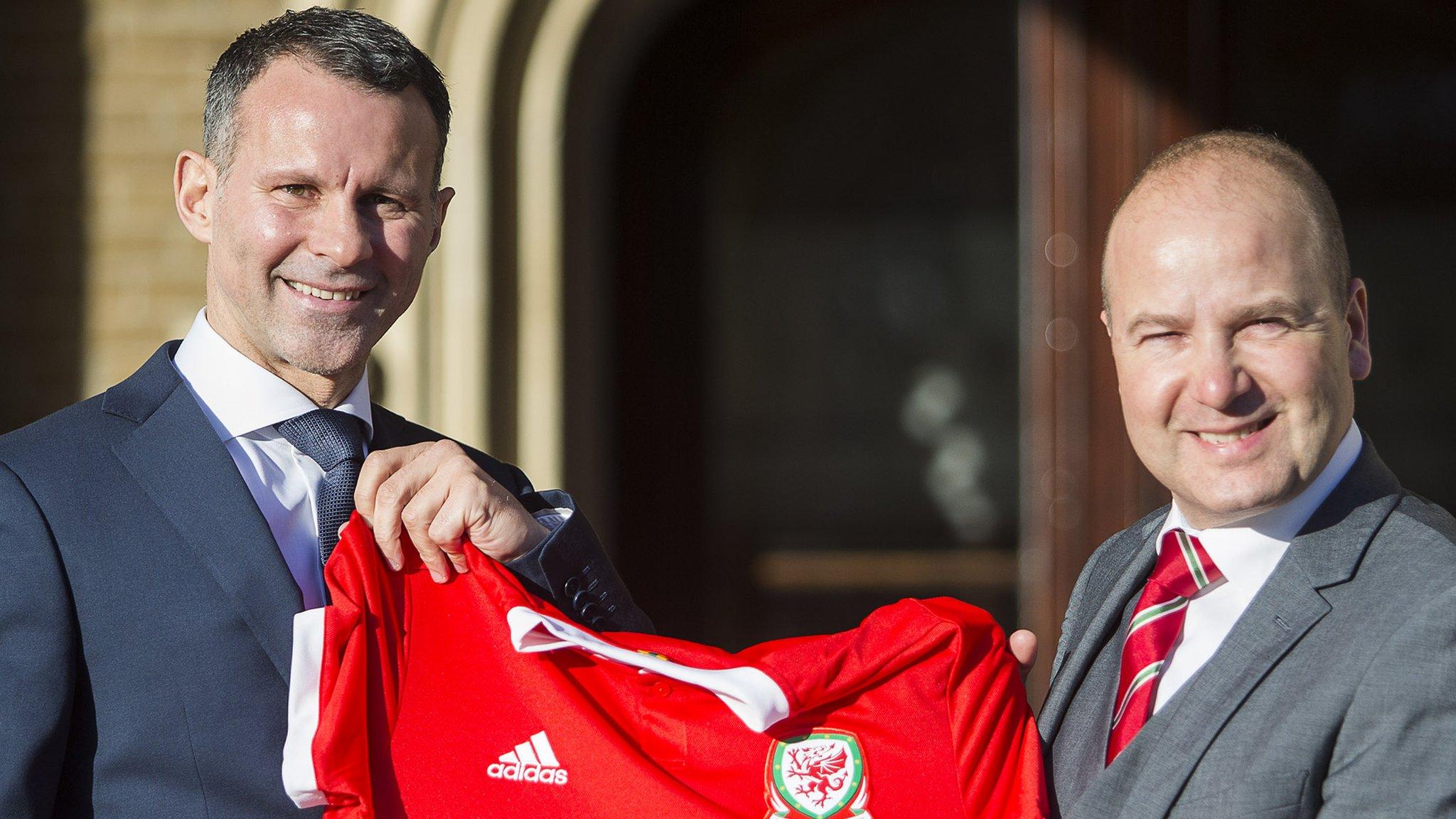 Wales manager Ryan Giggs (left) with FAW chief executive Jonathan Ford