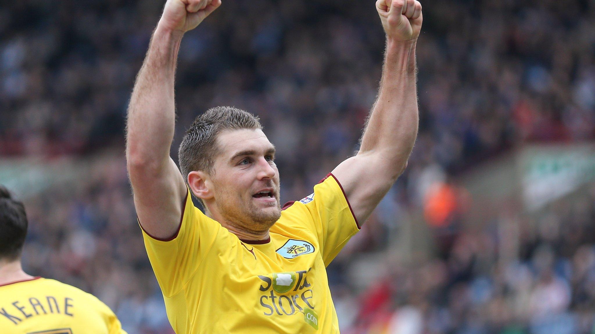 Sam Vokes celebrates his goal against Huddersfield