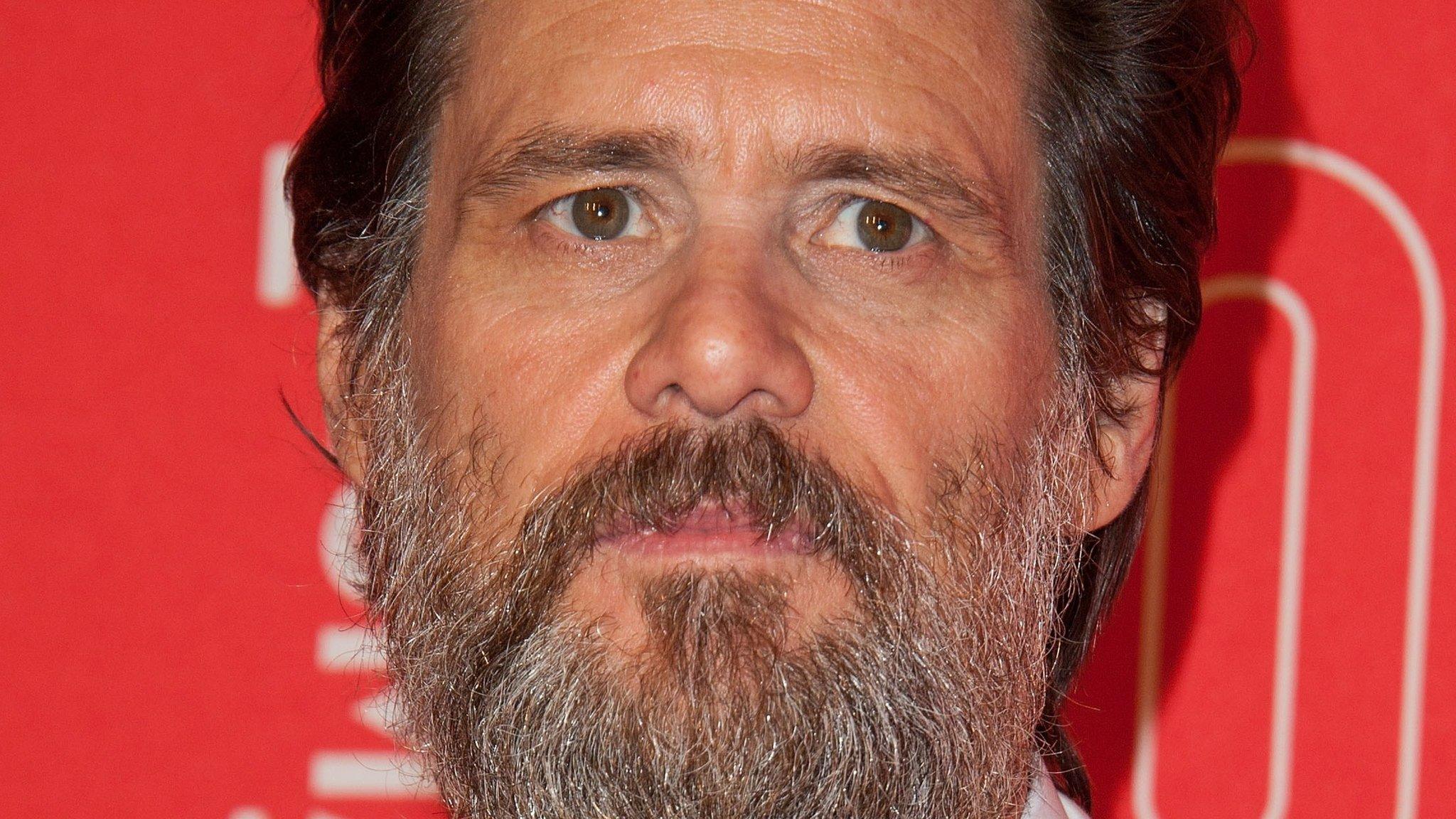 Actor Jim Carrey poses for a photo during the arrival for the Los Angeles County Museum of Art (LACMA) anniversary gala in Los Angeles, California on 18 April, 2015