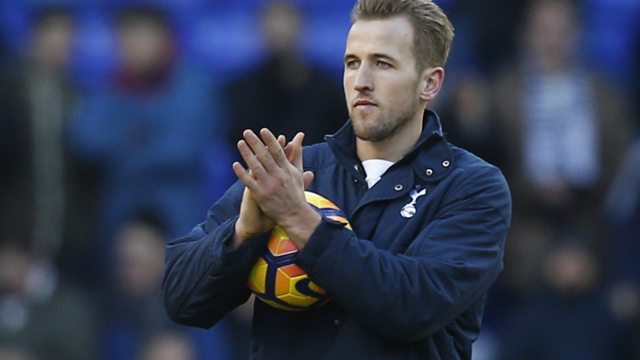 Harry Kane celebrates