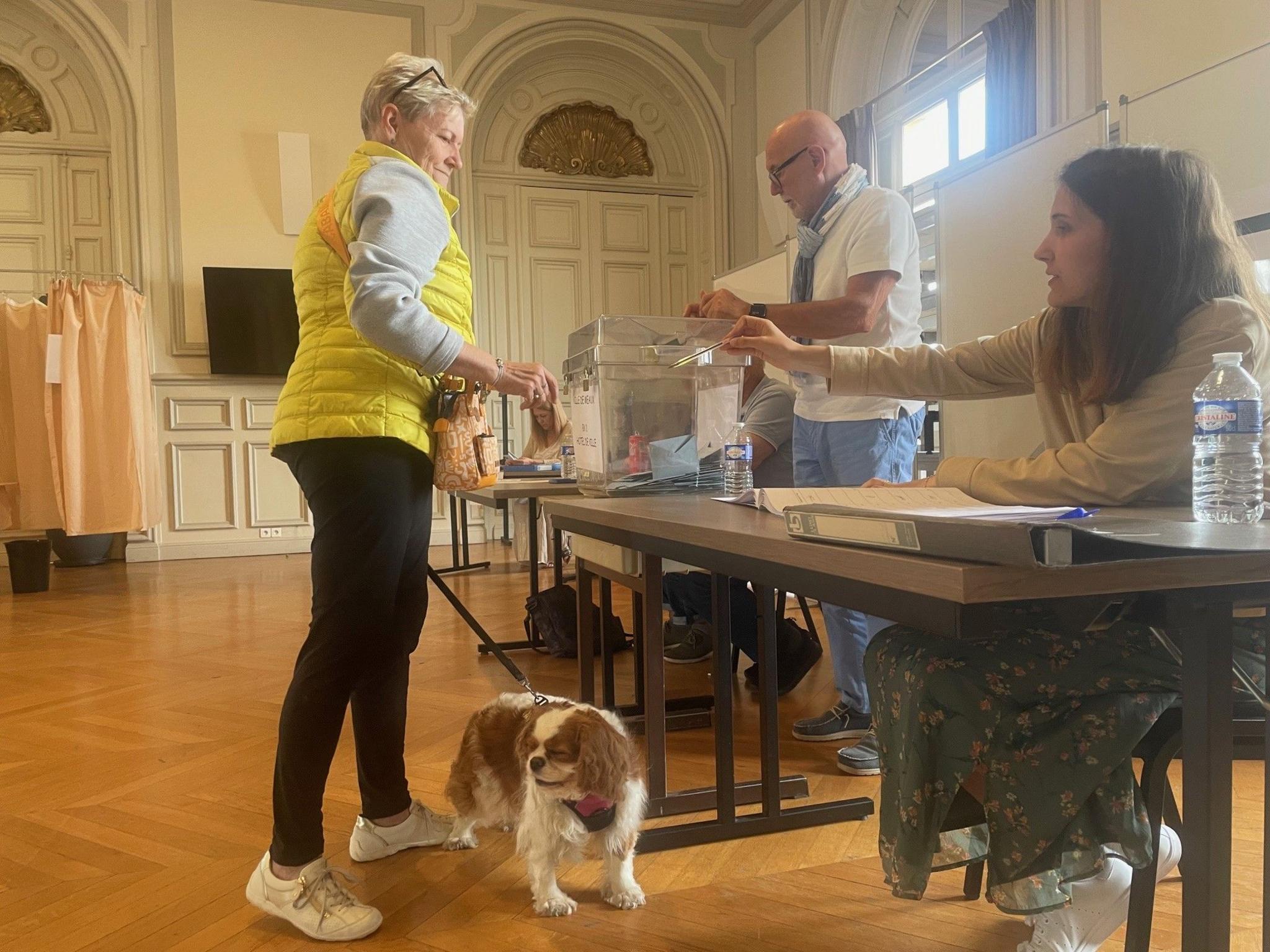 Claudine and Zapie at a polling station in Meaux to the east of Paris 