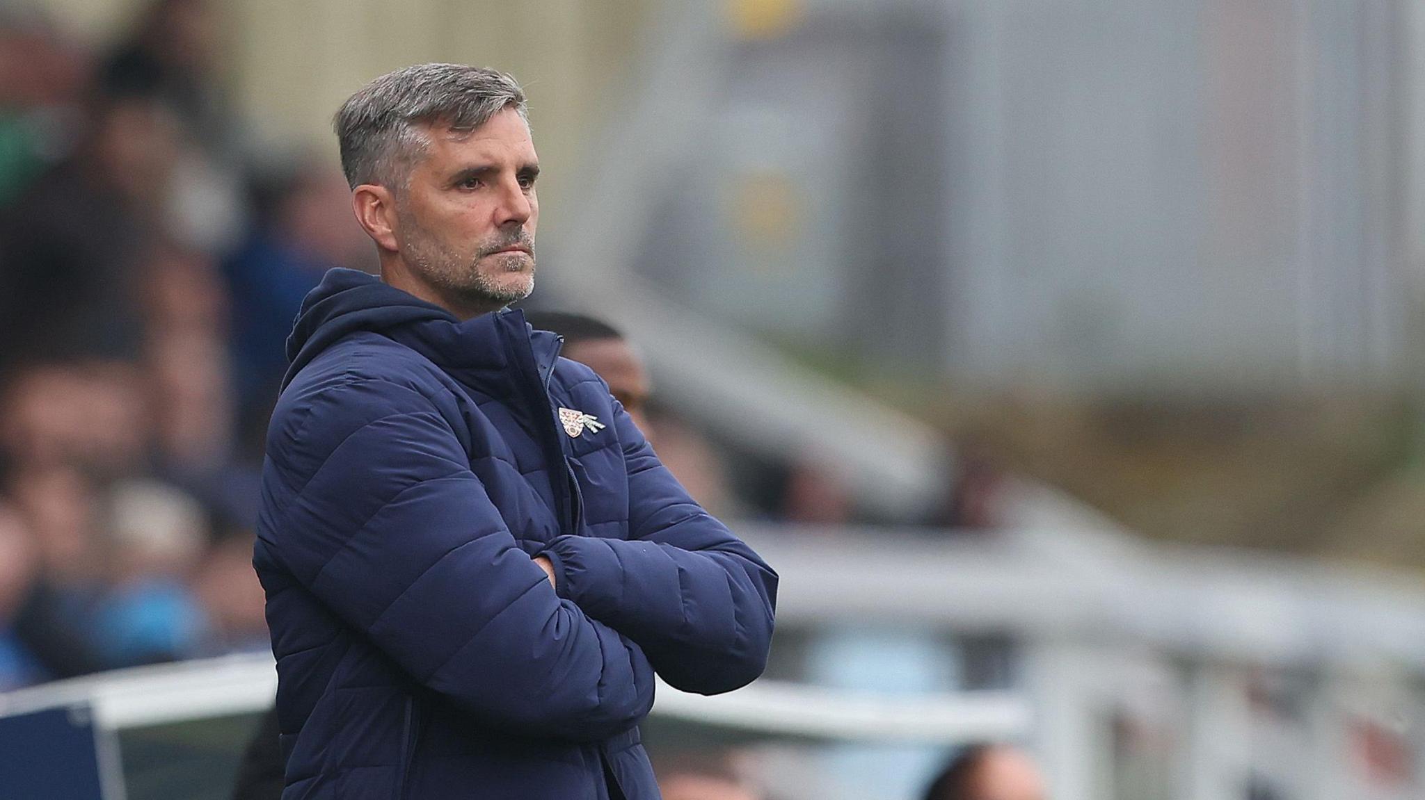 Ben Strevens on the touchline in charge of Dagenham & Redbridge