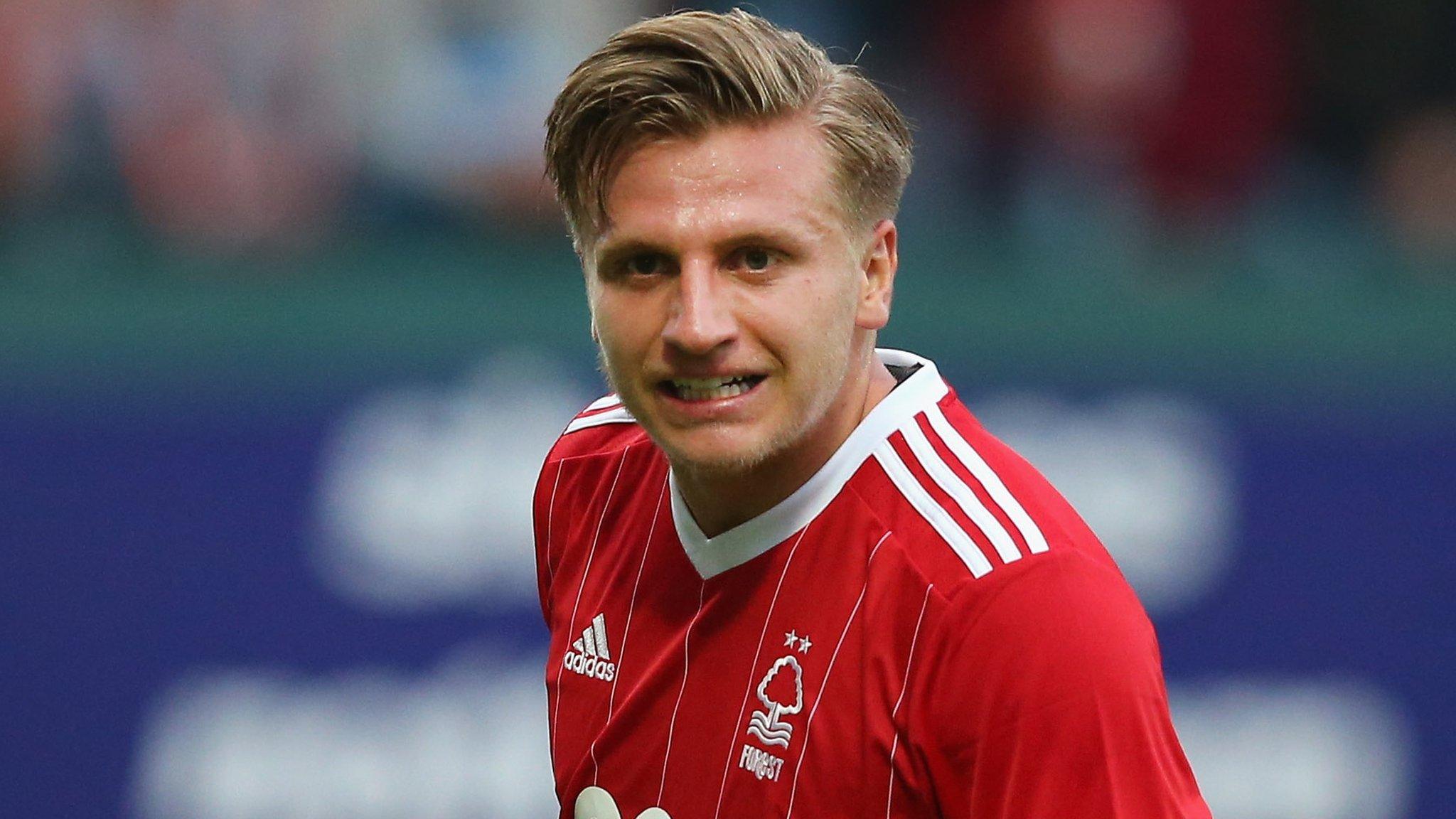 Nottingham Forest striker Jason Cummings