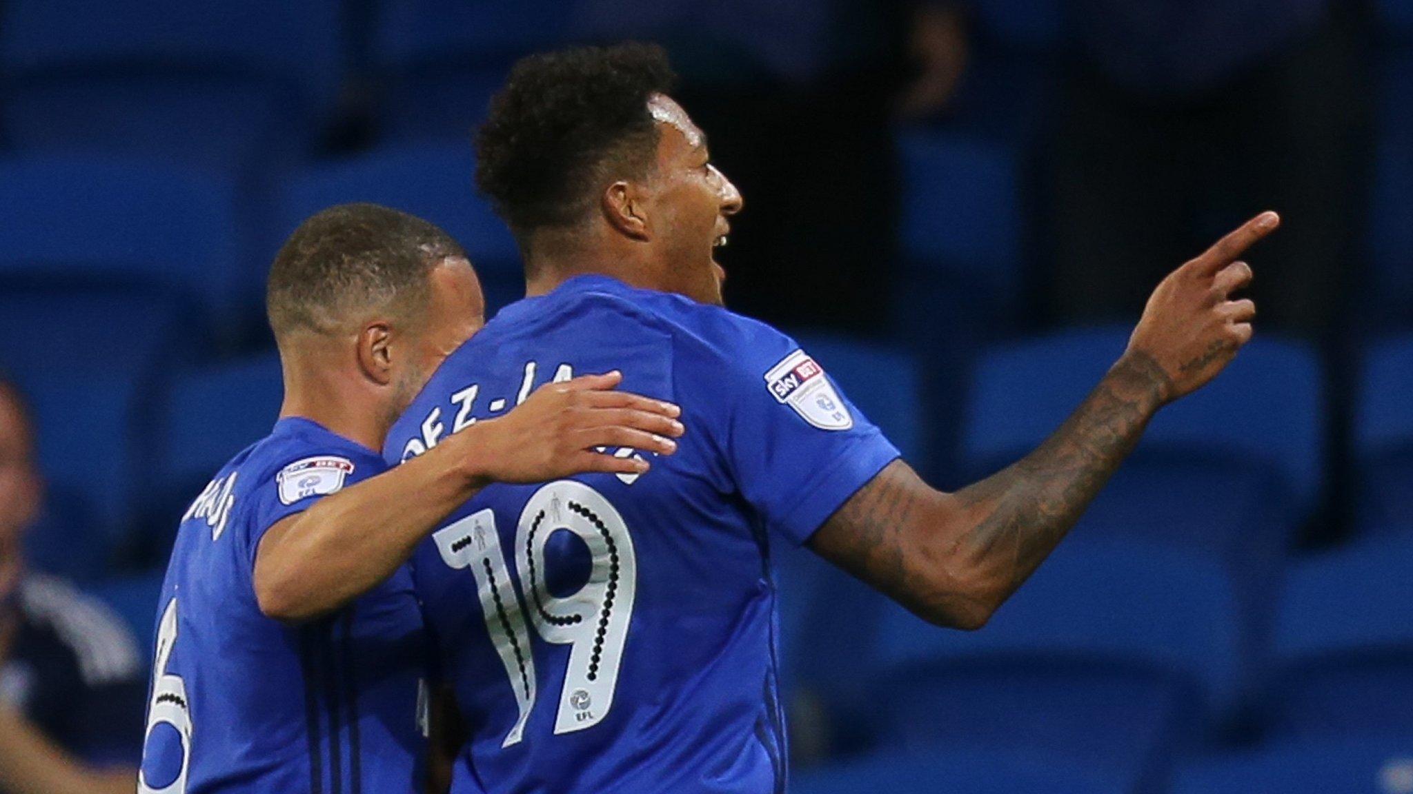 Nathaniel Mendez-Laing celebrates his goal