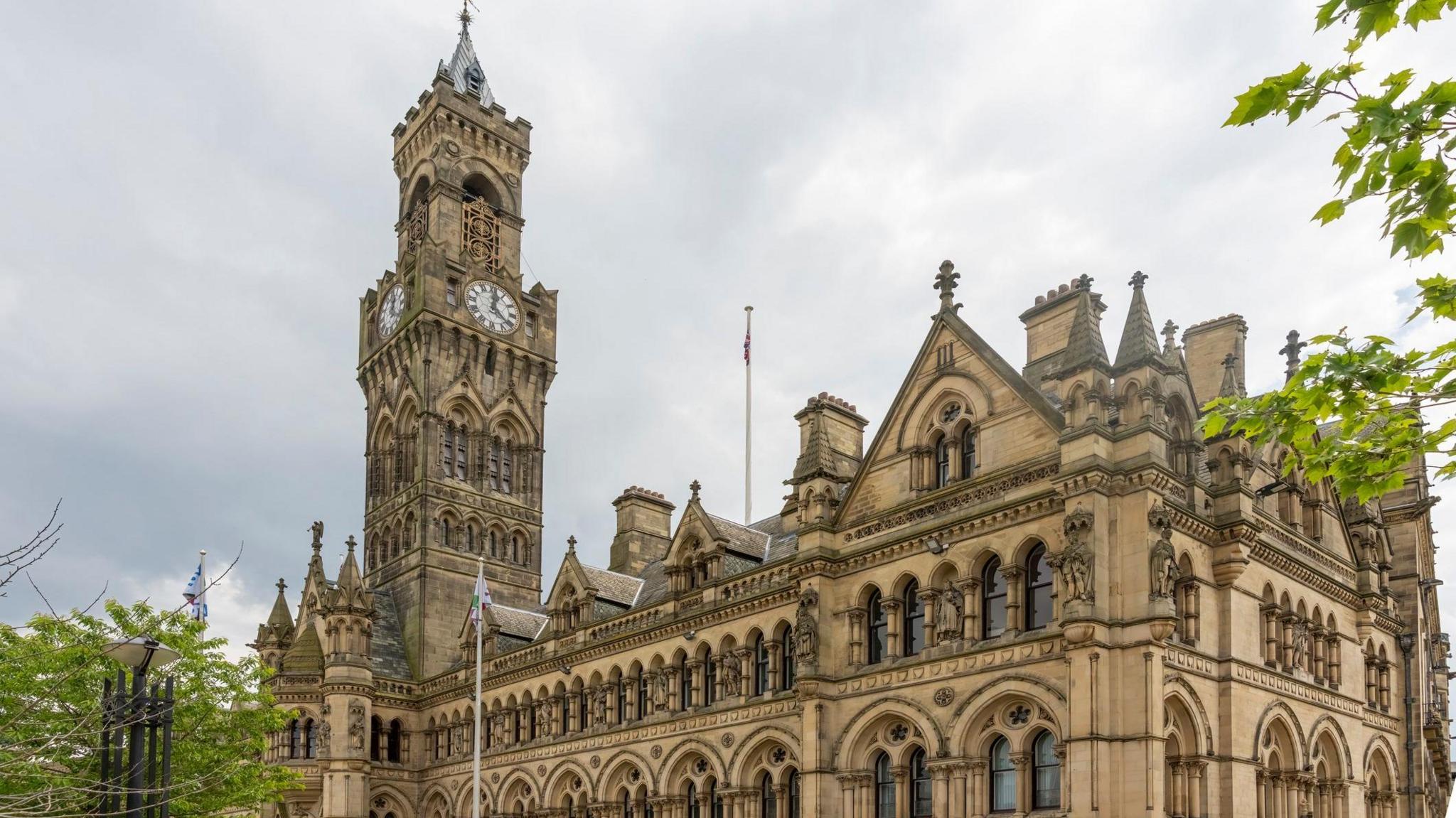 A picture of Bradford City Hall, an attractive heritage building with a tall clock tower