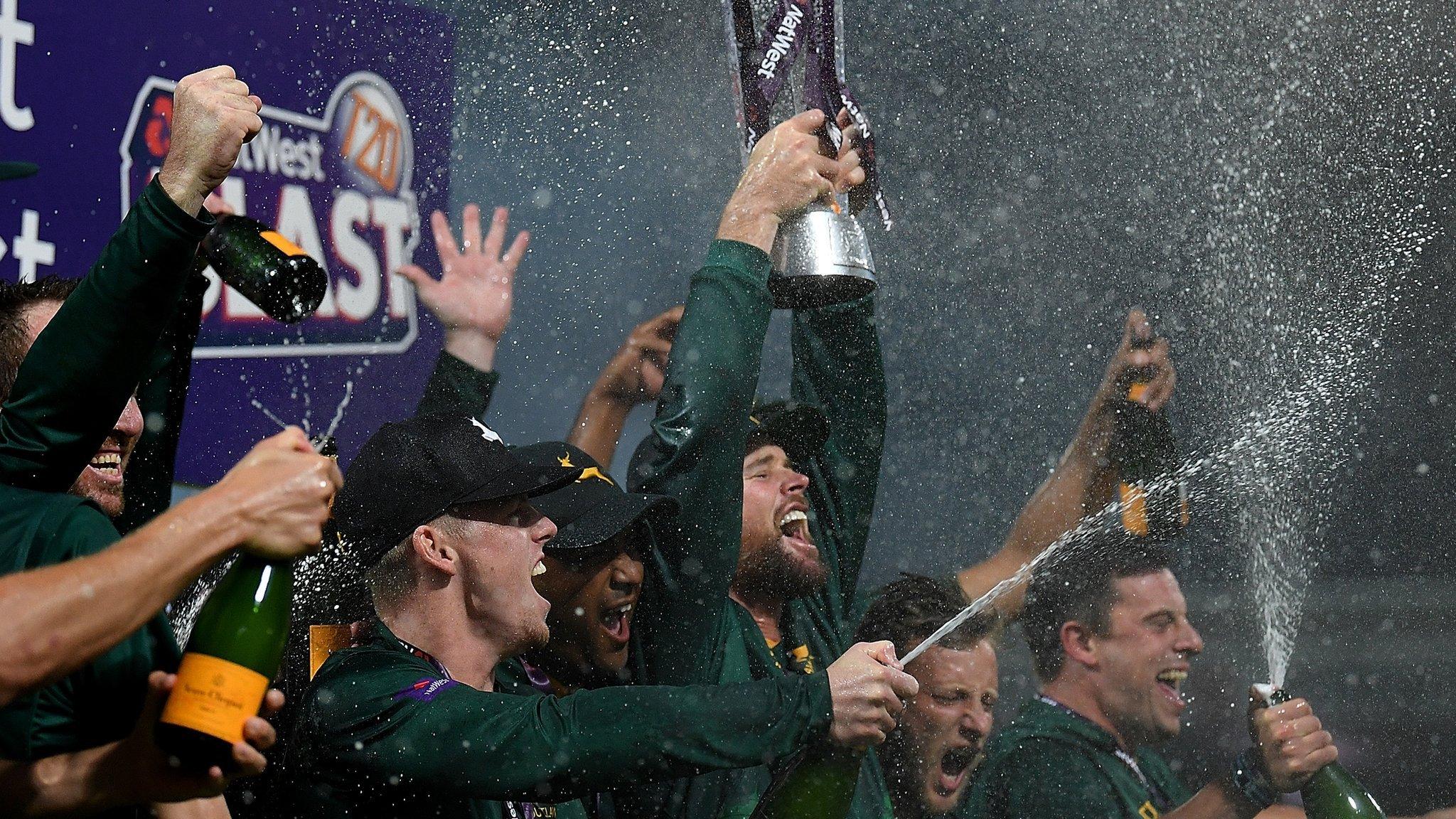 Notts Outlaws celebrate T20 Blast win