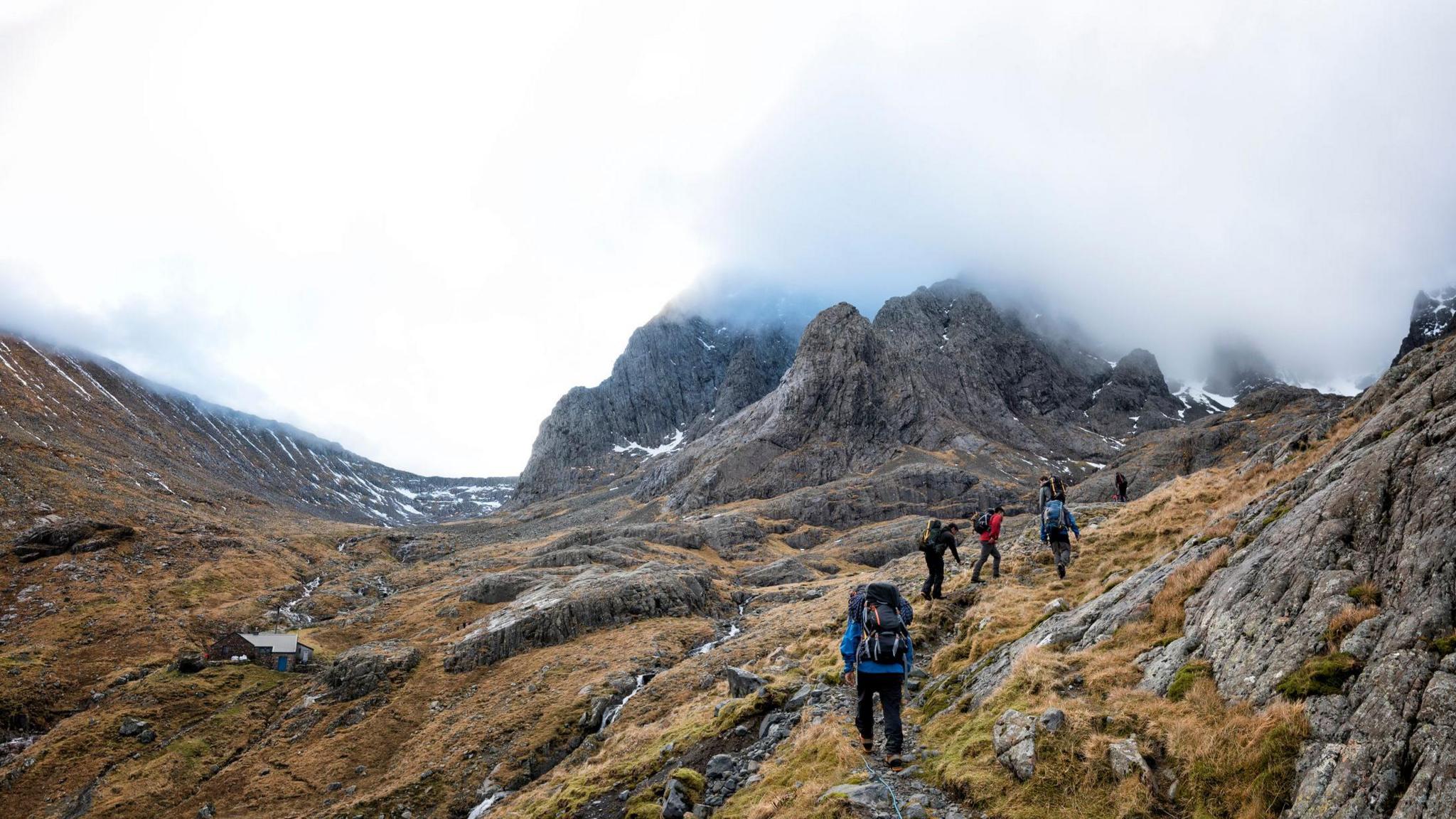 Luchd-coiseachd air Beinn Nibheis