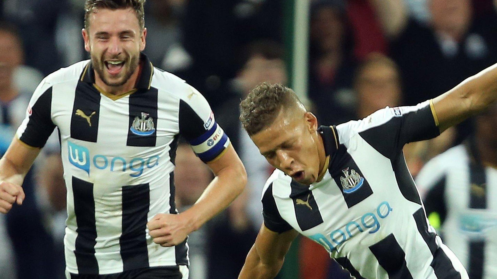 Newcastle celebrate Dwight Gayle's first goal