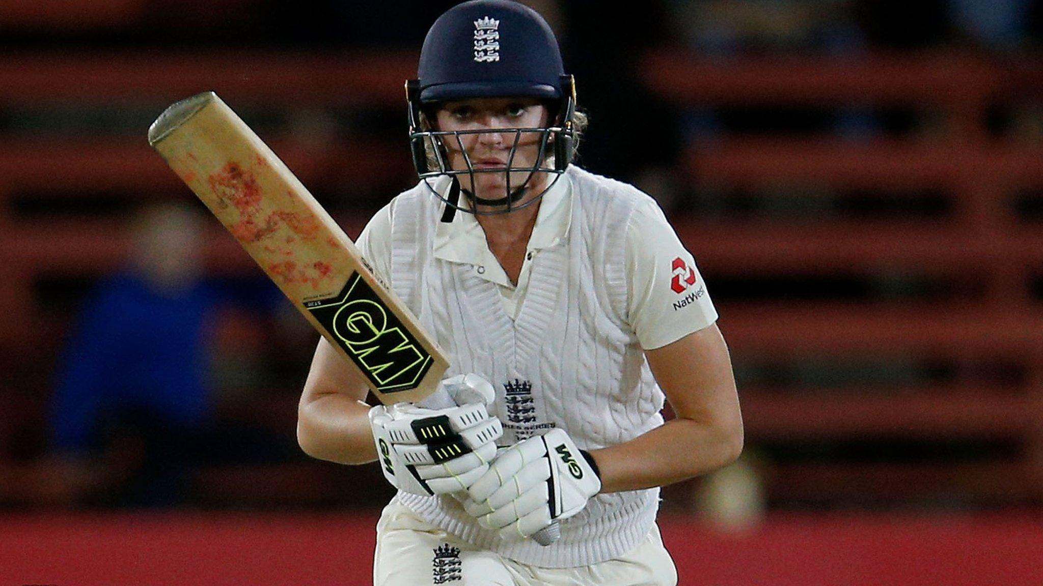 Sarah Taylor of England bats during the Women's Test match against Australia at North Sydney Oval on November 9, 2017