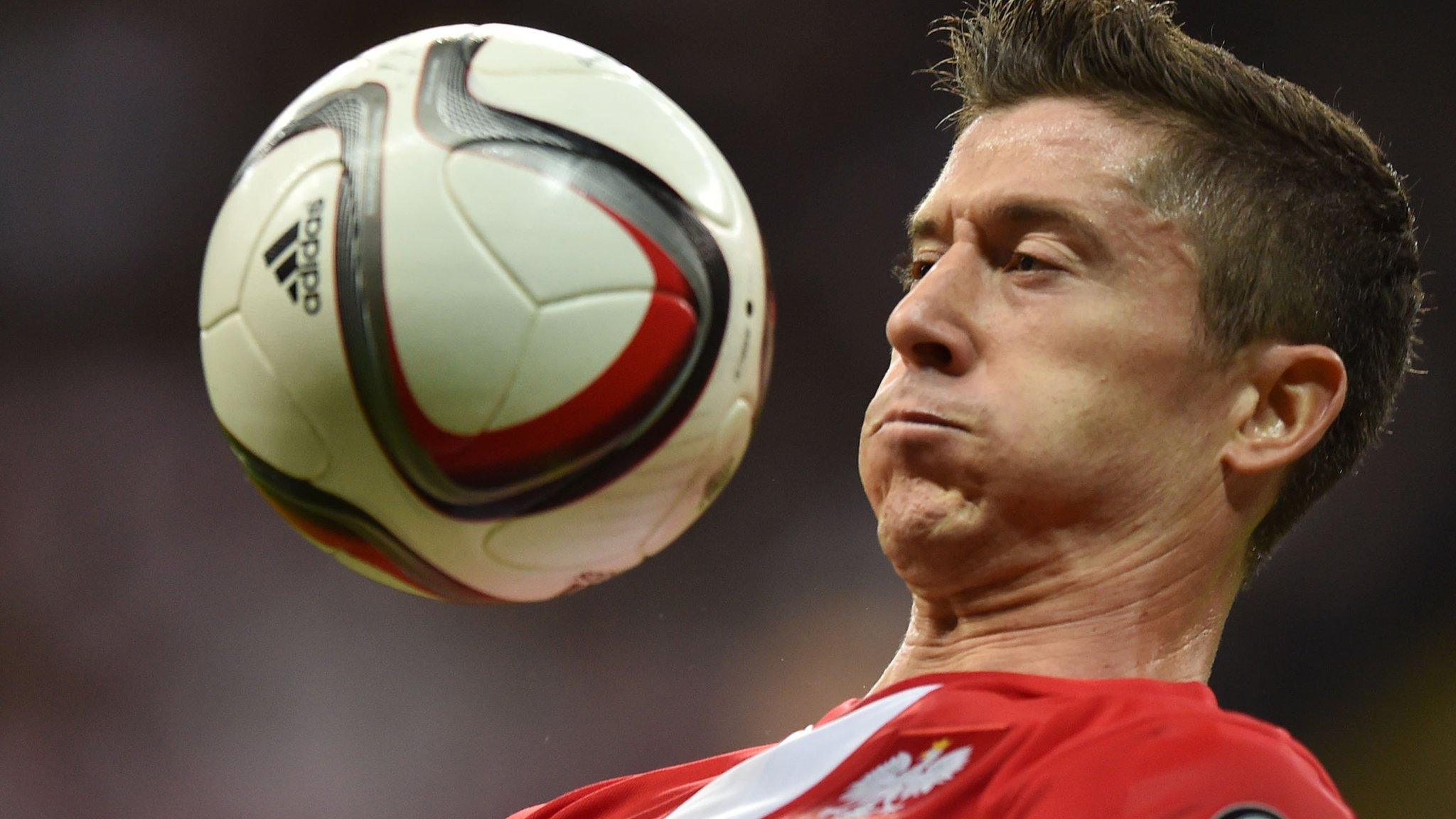 Poland striker Robert Lewandowski