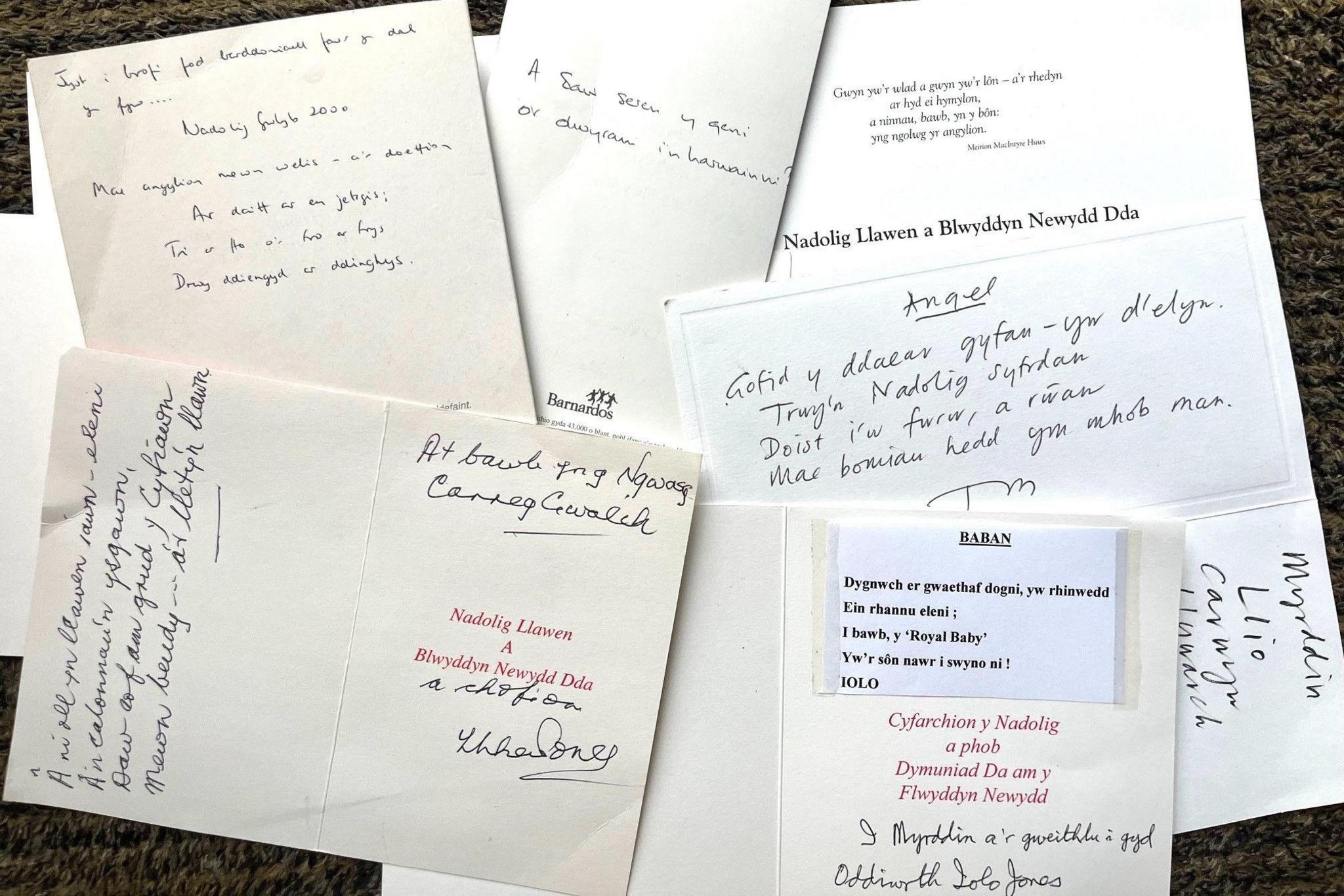 Rhai o'r englynion mae Myrddin wedi eu derbyn dros y blynyddoedd?