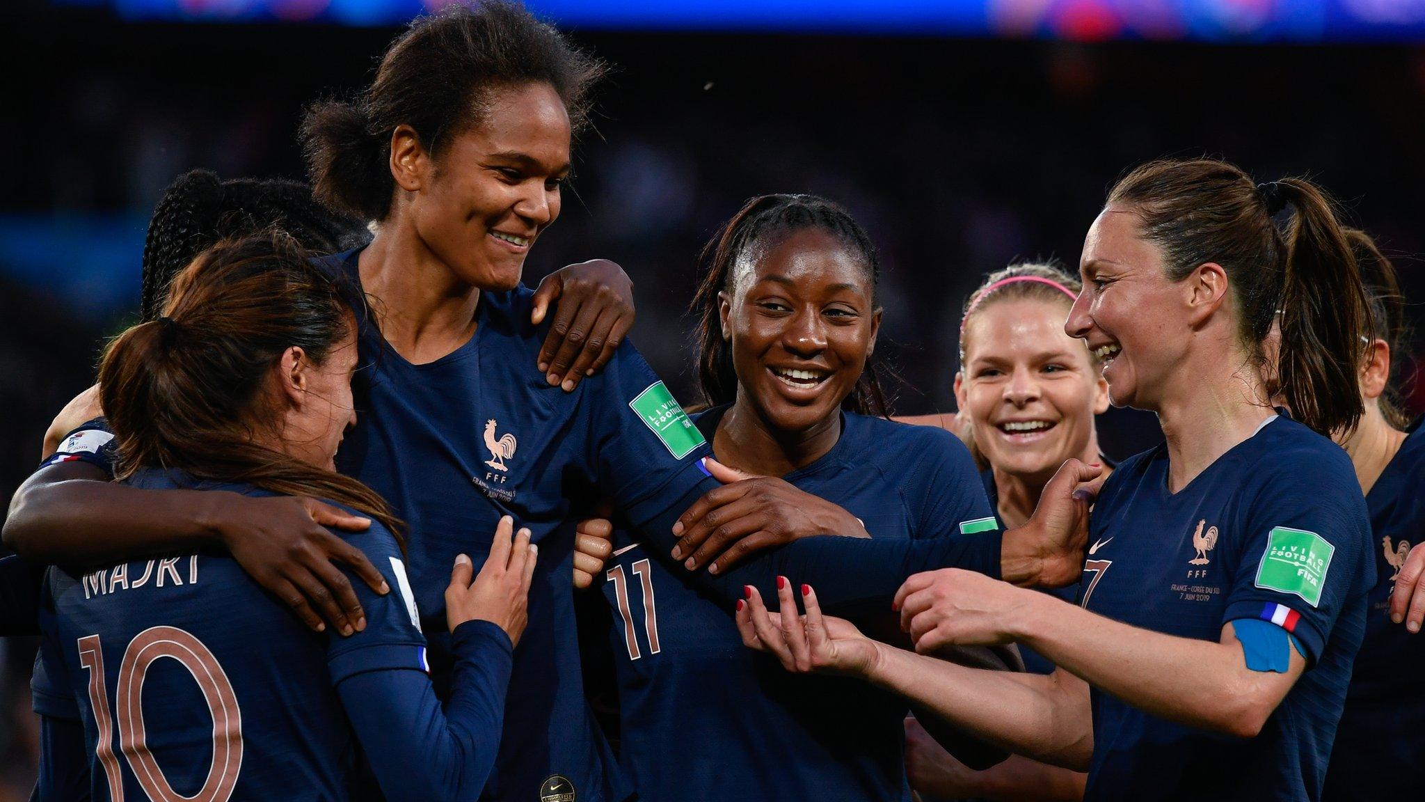 France players celebrate