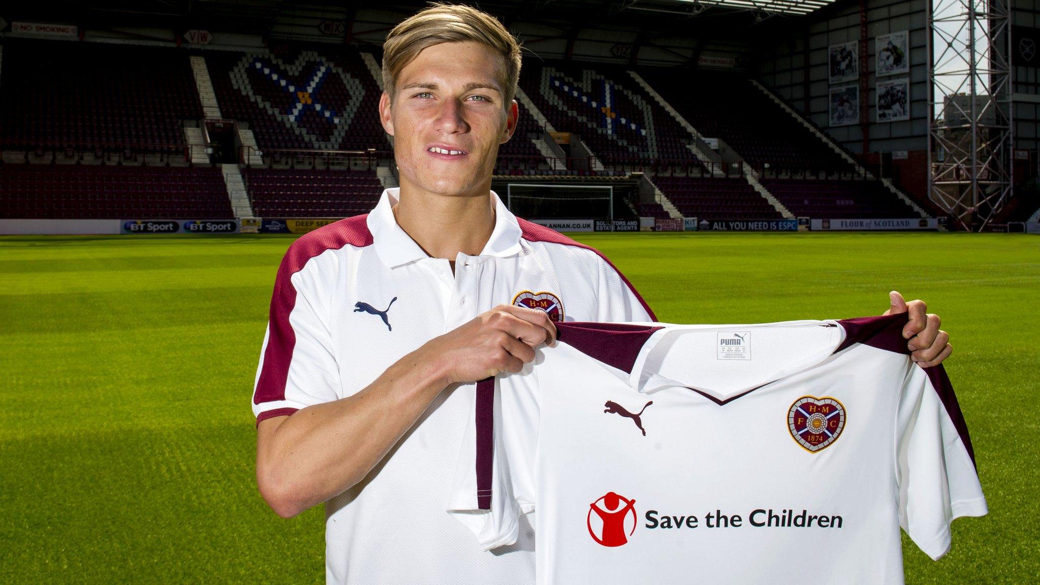 Hearts forward Gavin Reilly