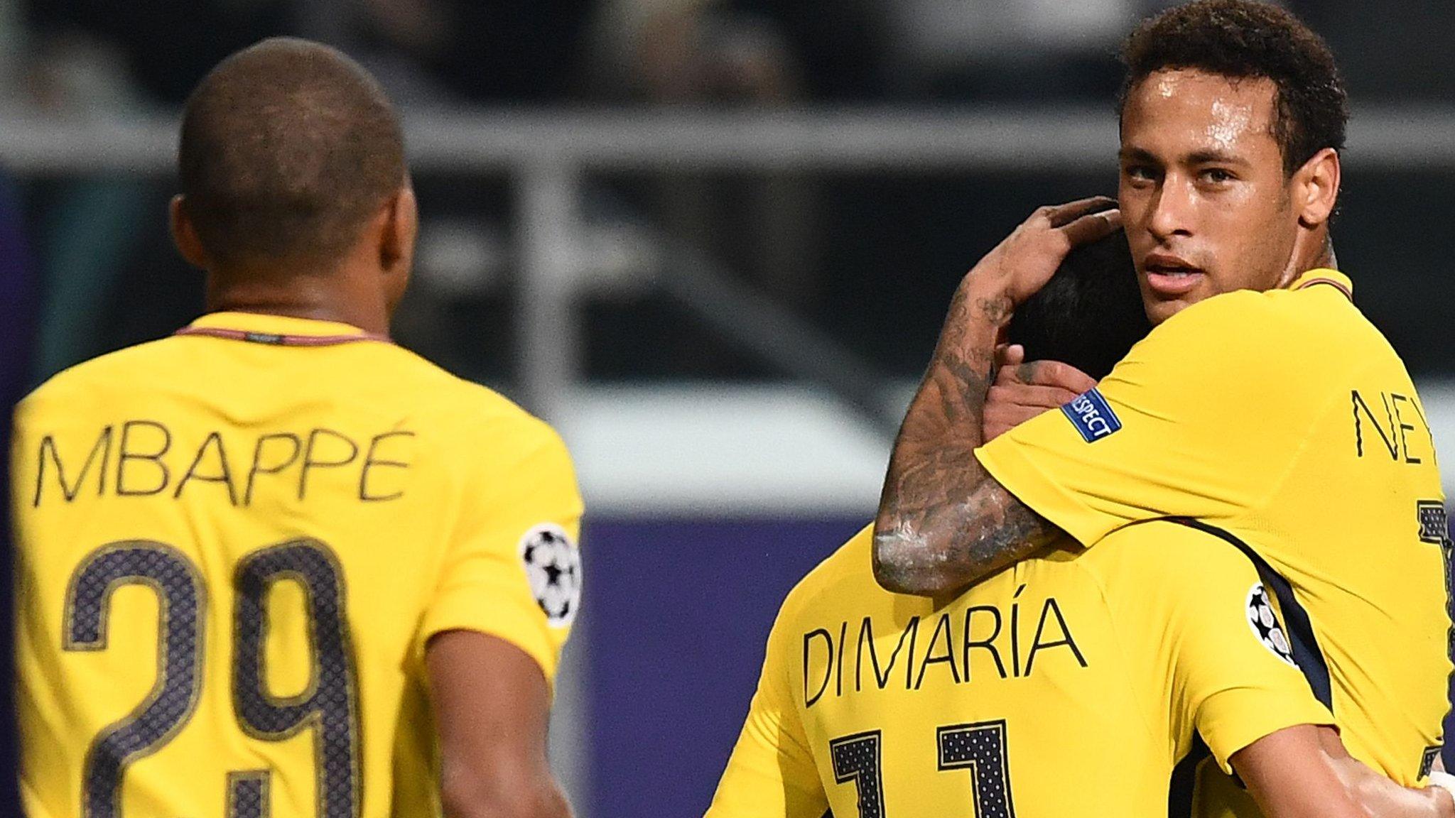 Mbappe celebrates with Neymar