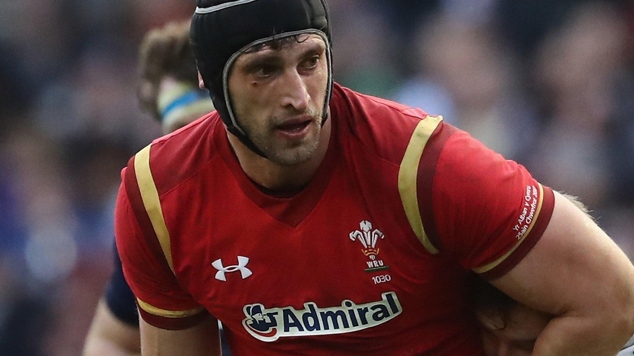 Luke Charteris