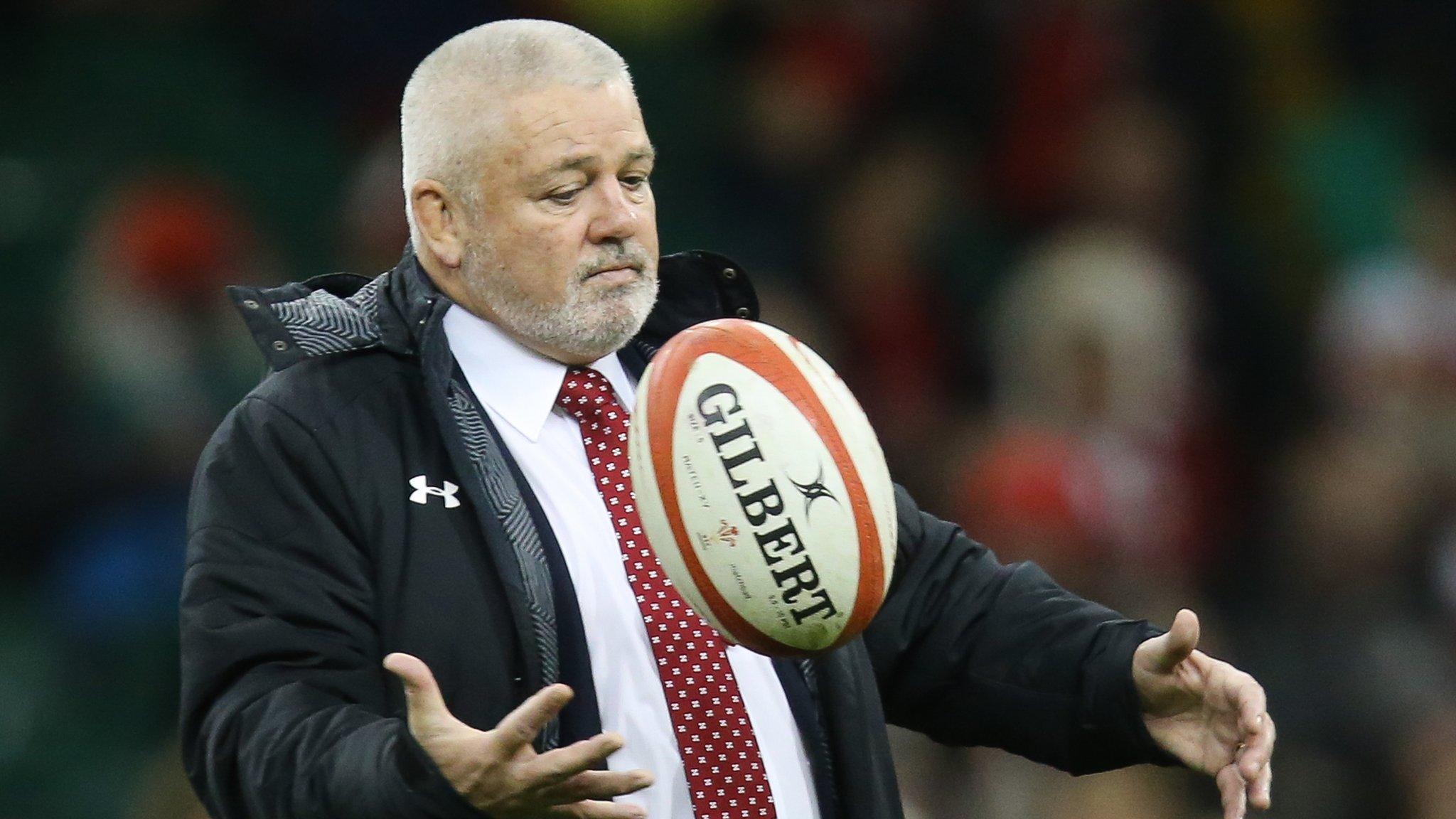 Warren Gatland juggles the ball before kick-off