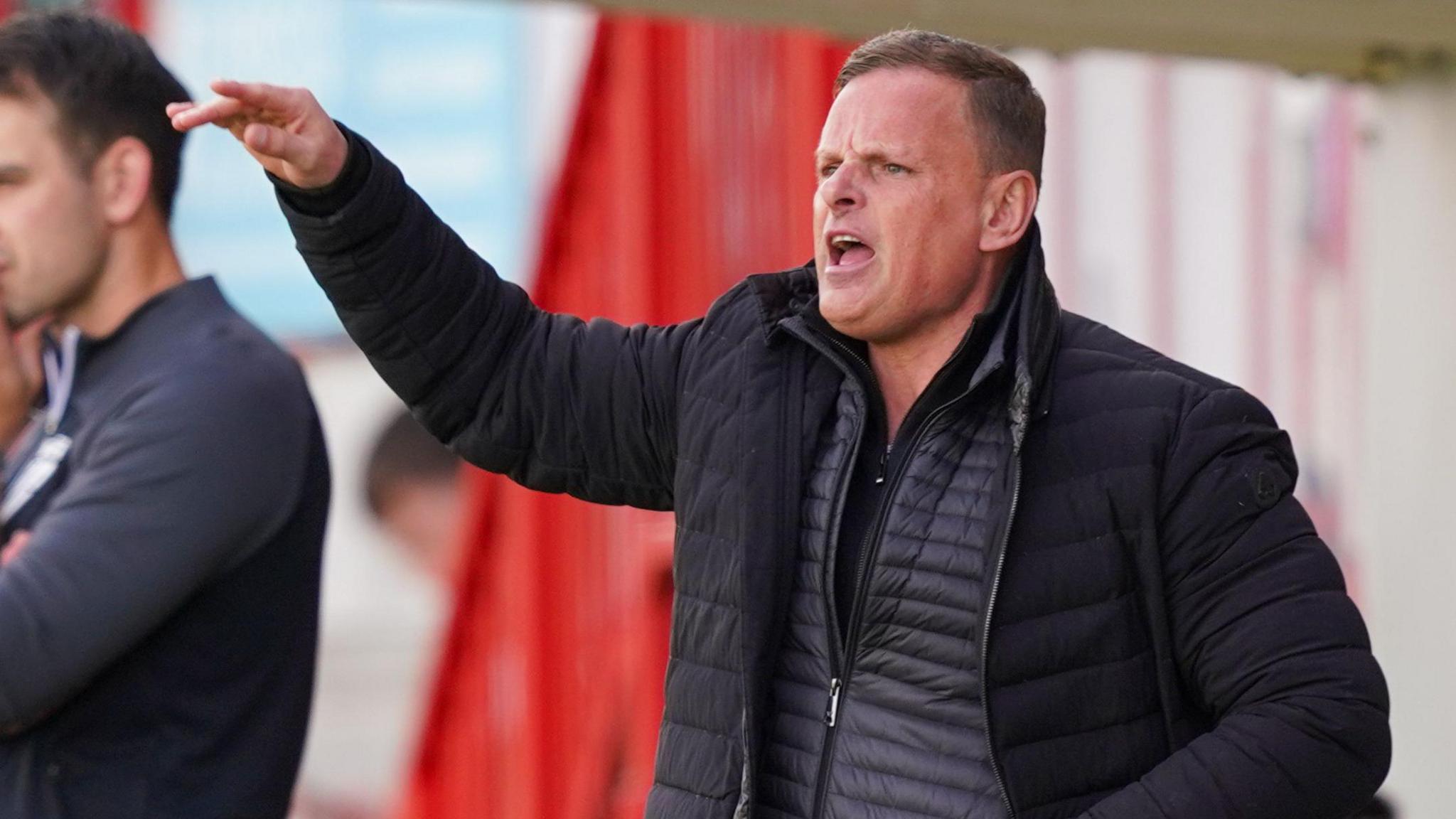 Richie Wellens is confident his side can cope with the League One play-off pressure