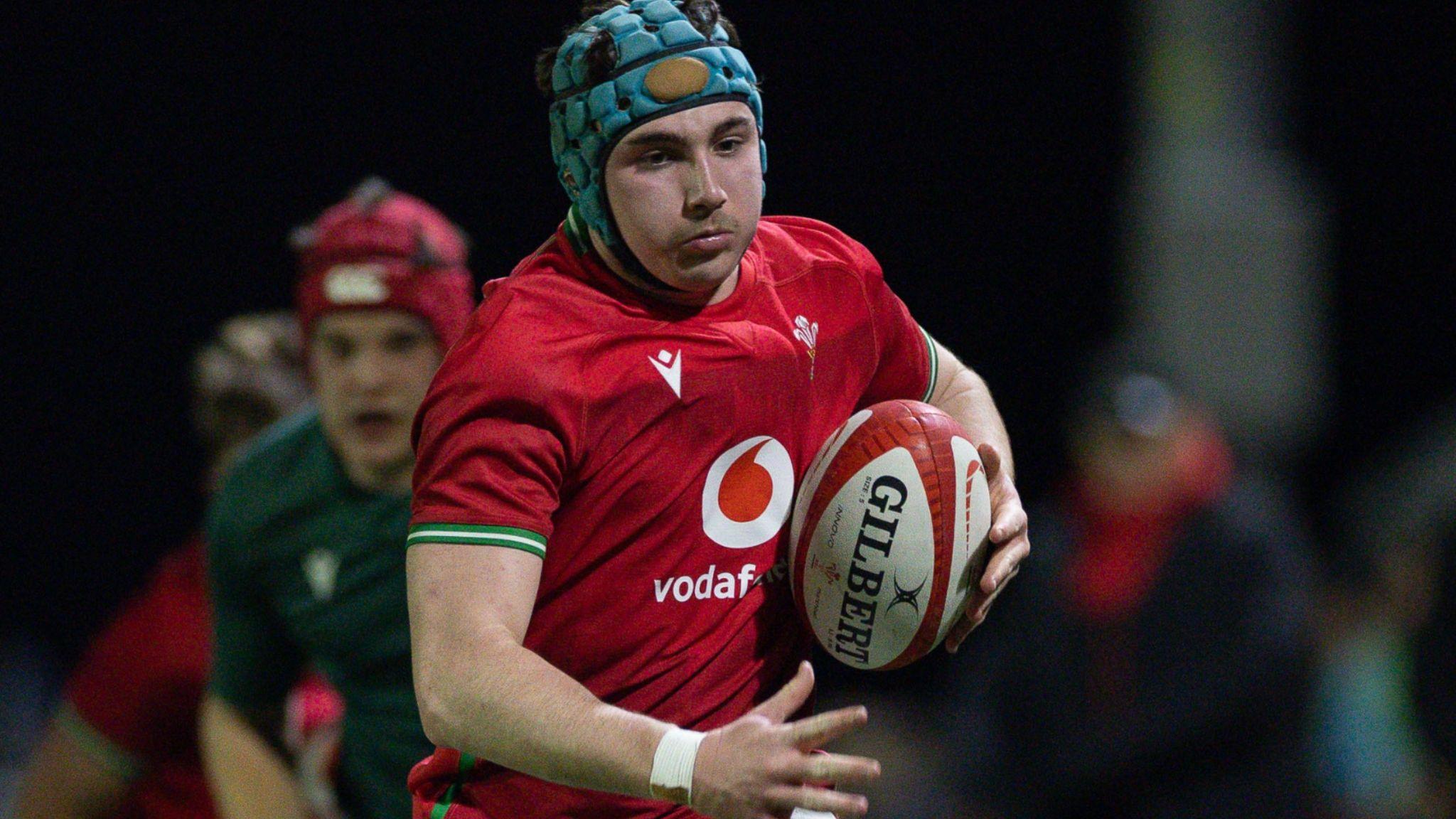 Ryan Jones of Wales U20s runs with the ball