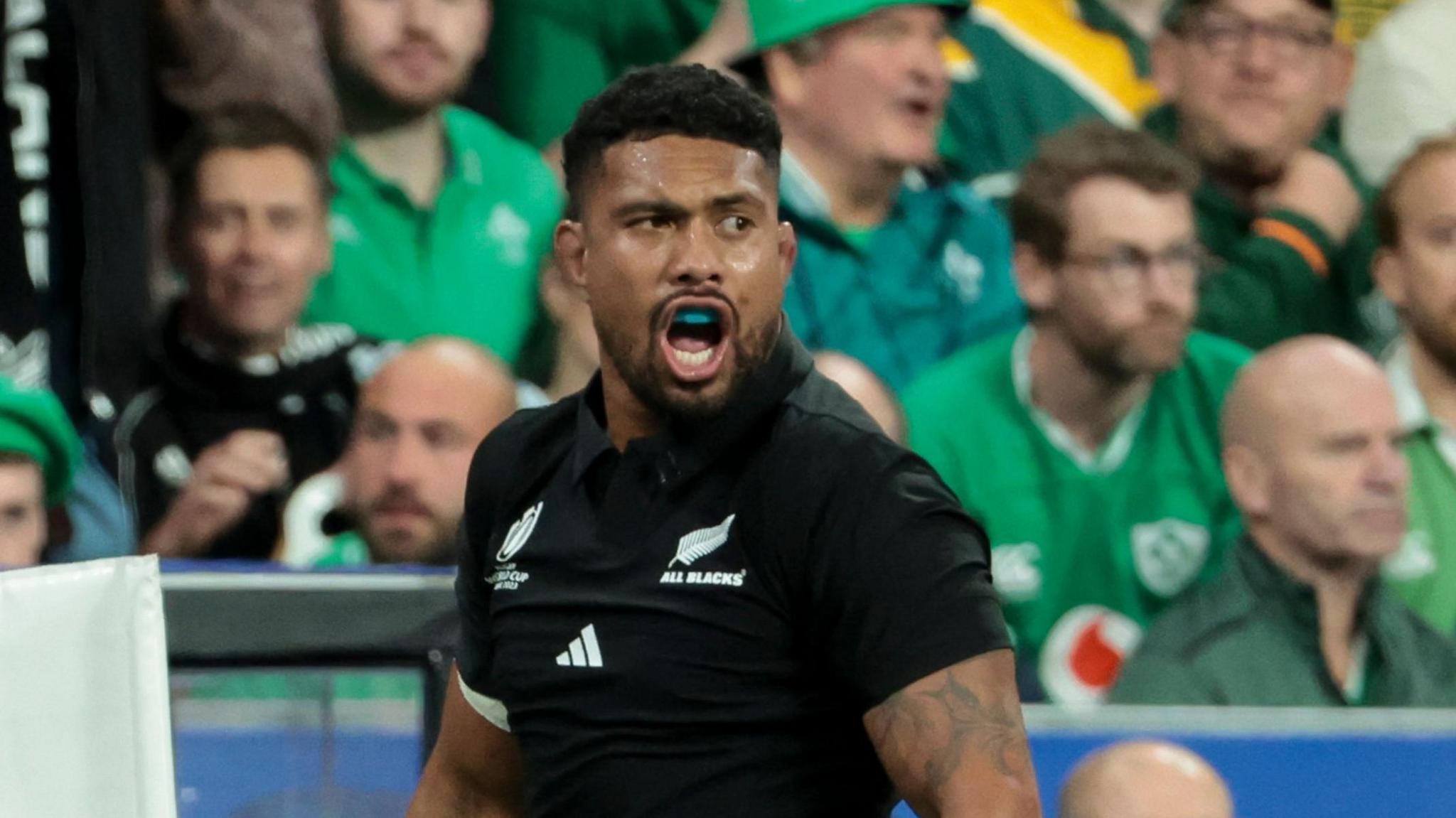 Ardie Savea pictured celebrating against Ireland