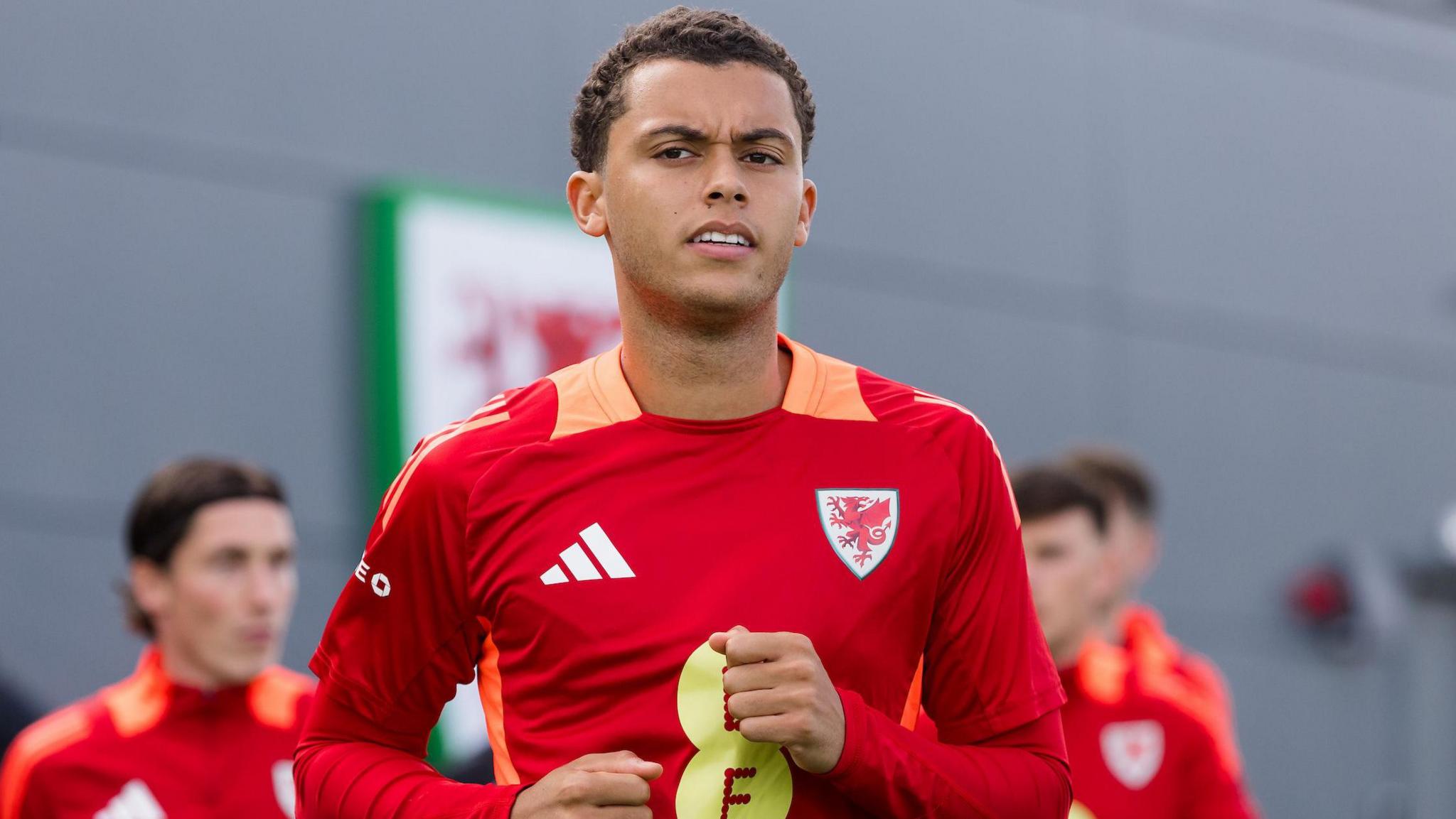 Brennan Johnson at Wales training