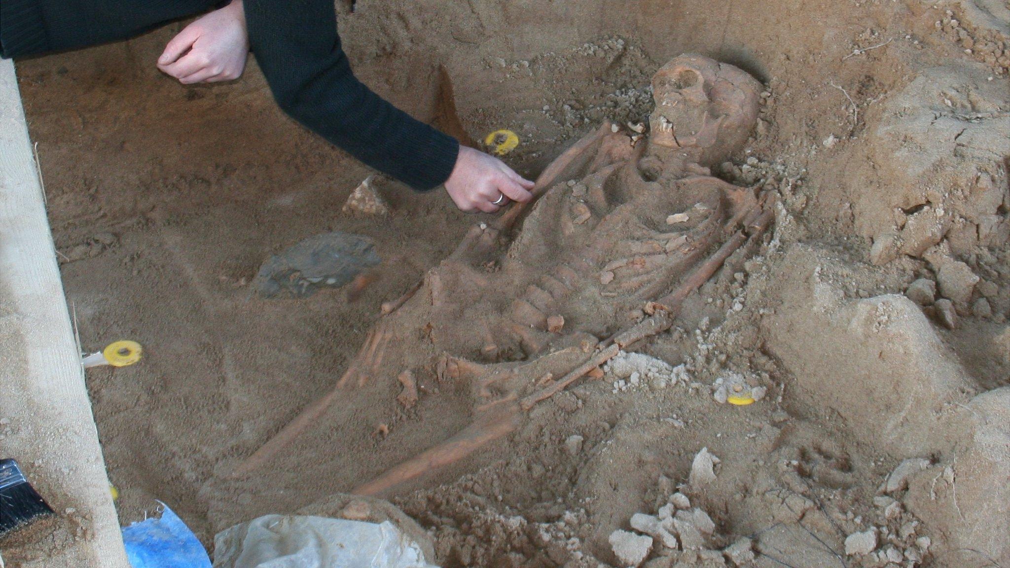 Skeletons being excavated at St Piran's Oratory in Cornwall