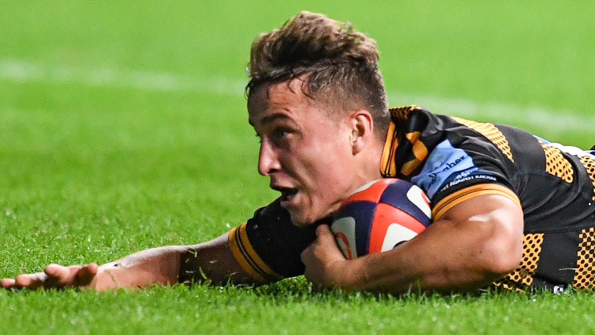 Wasps score a try