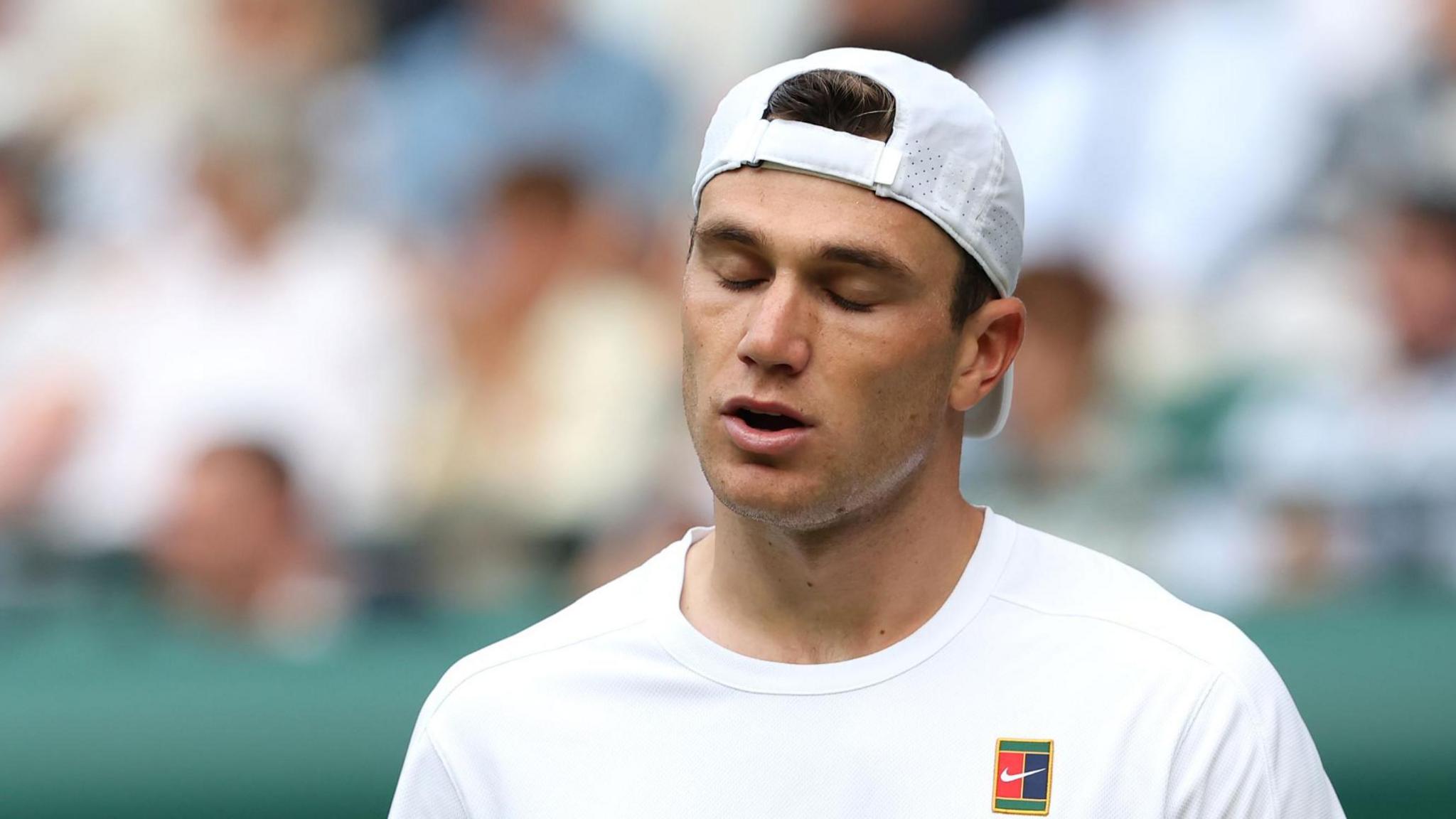 Jack Draper closes his eyes in frustration against Marin Cilic