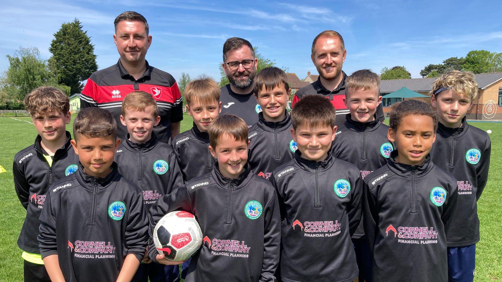 Longlevens Junior School under-11s representing Cheltenham Town FC