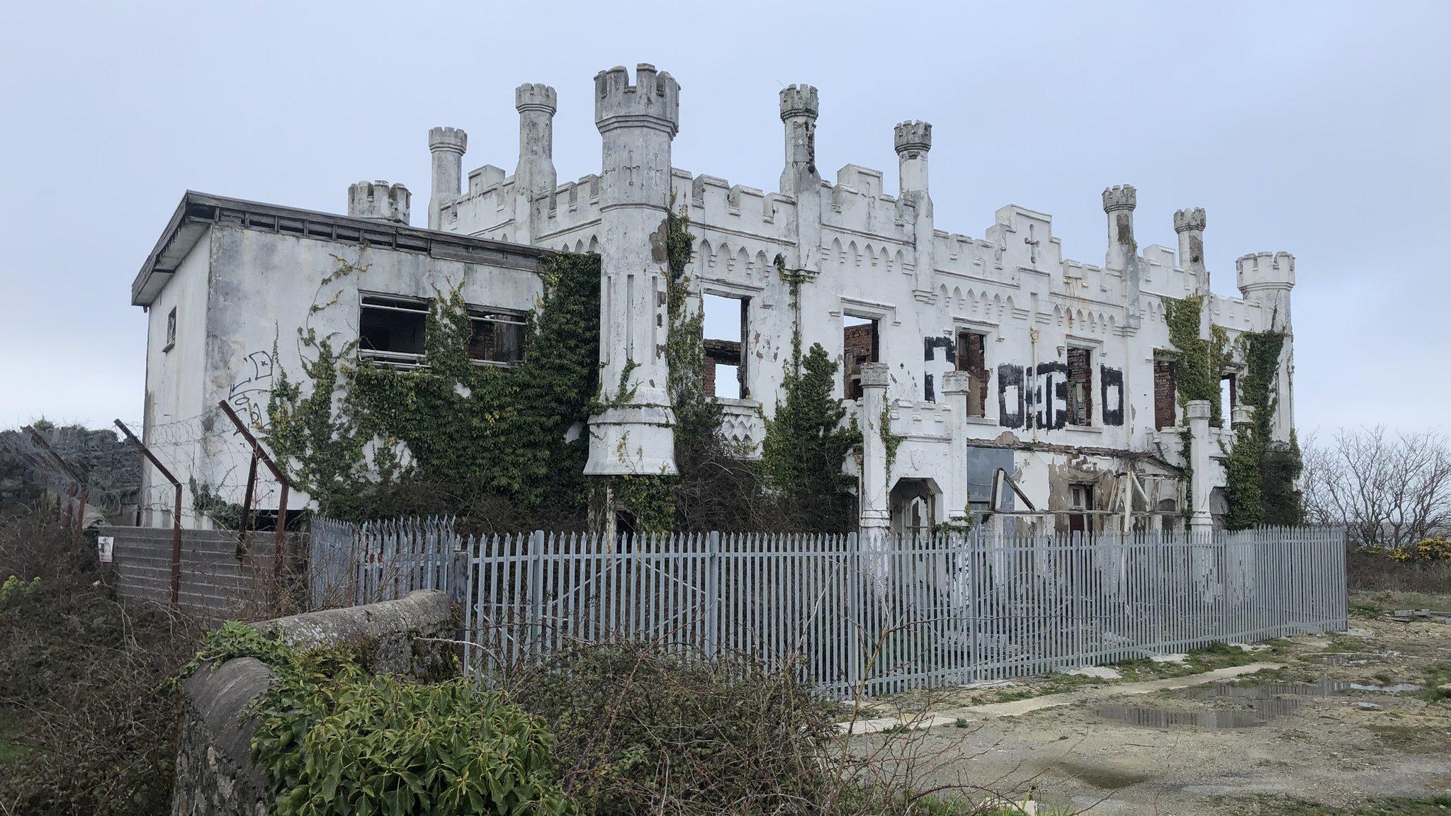 Soldier's Point house in disrepair