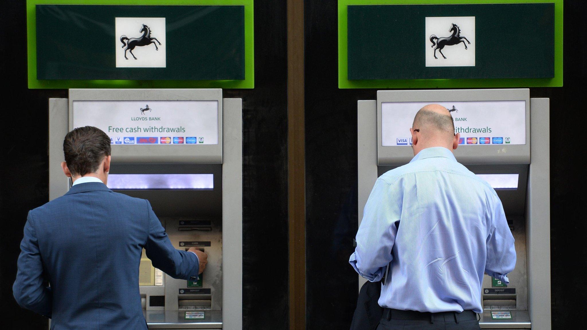 Lloyds bank cash machines