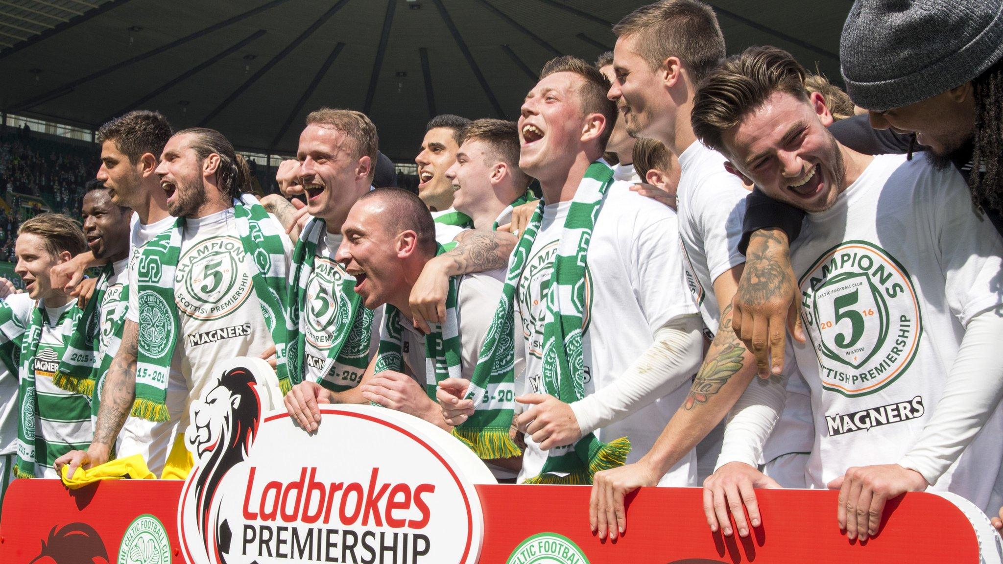 Celtic celebrate winning the Scottish Premiership title