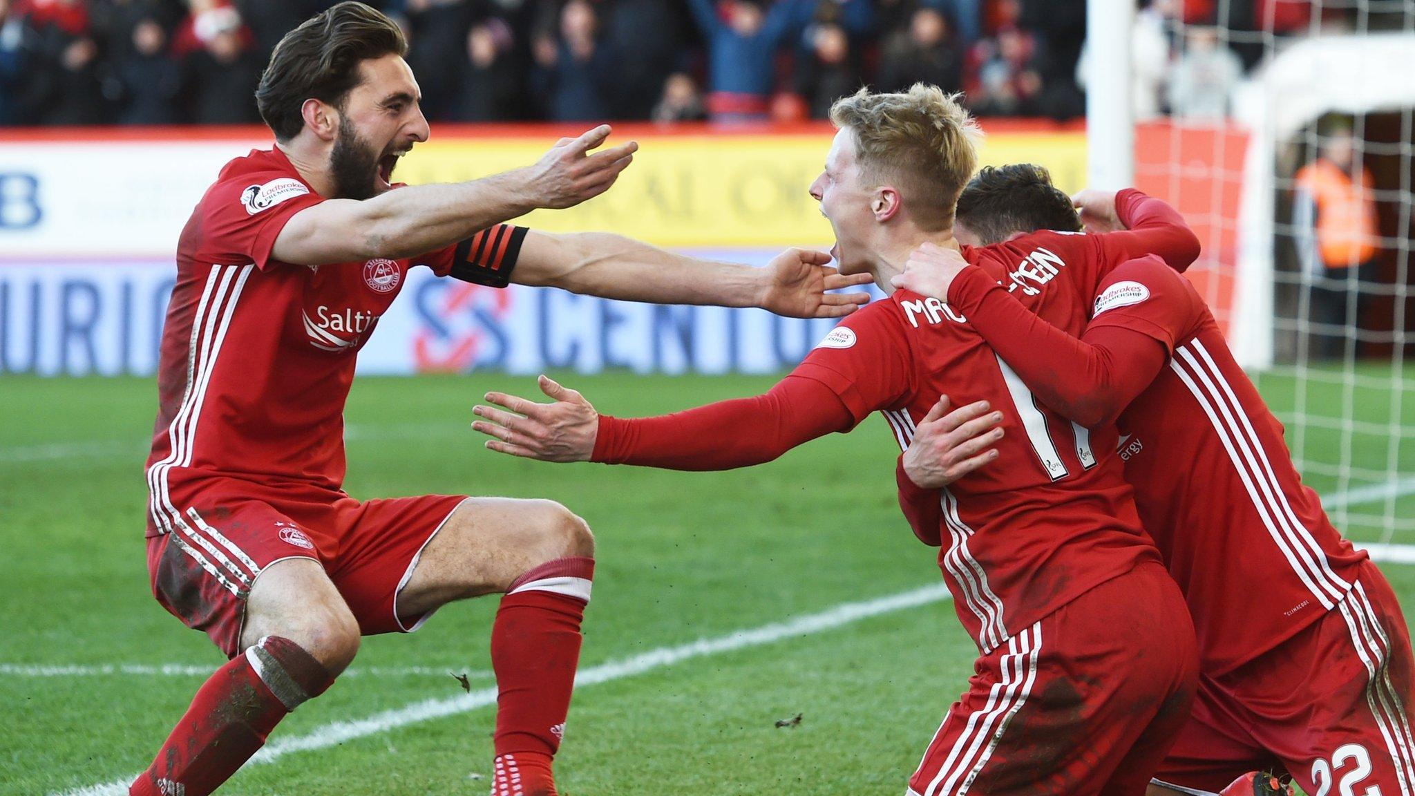 Aberdeen were too strong for Hibs in a one-sided game at Pittodrie