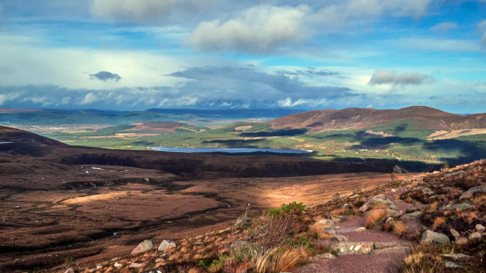 Pàirce Nàiseanta a' Mhonaidh Ruaidh