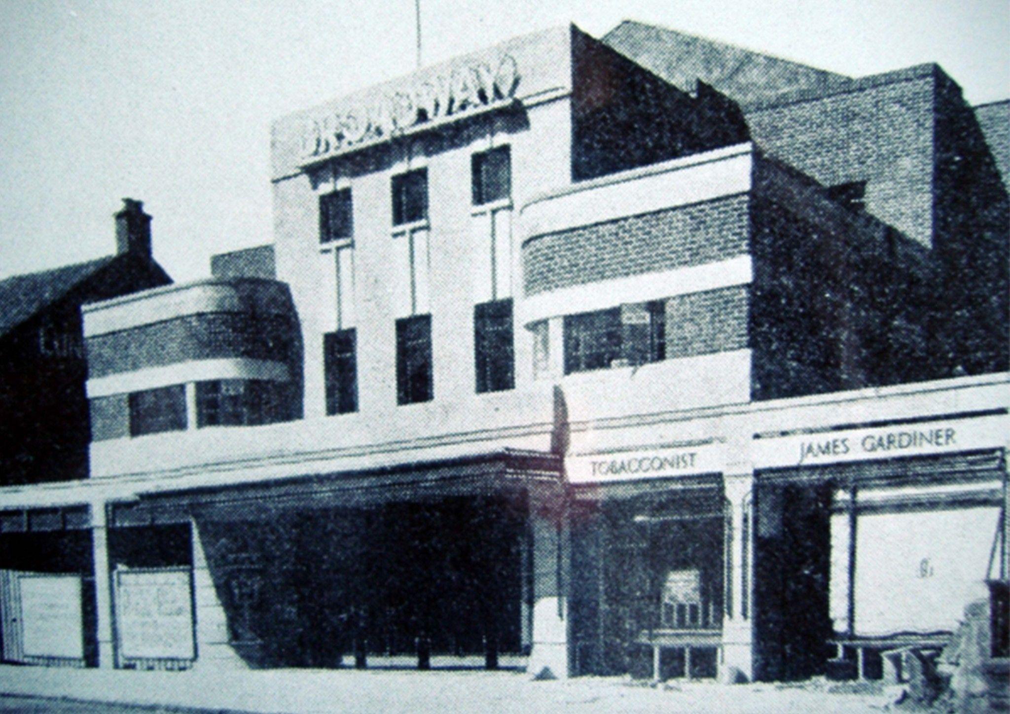 Original image of the Broadway