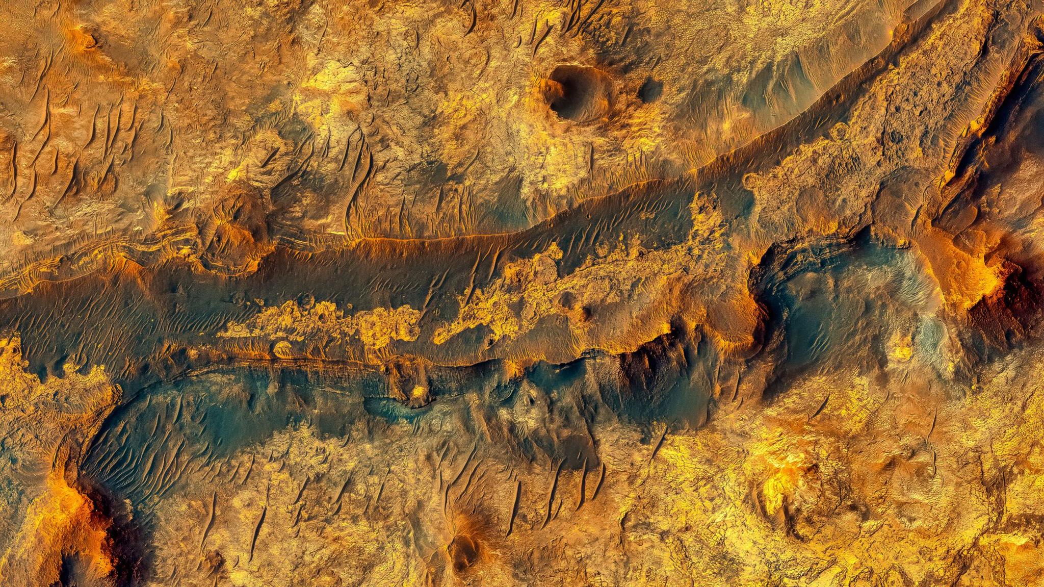 Ancient rivers in Mawrth Vallis on Mars—digital enhancement of an image by NASA