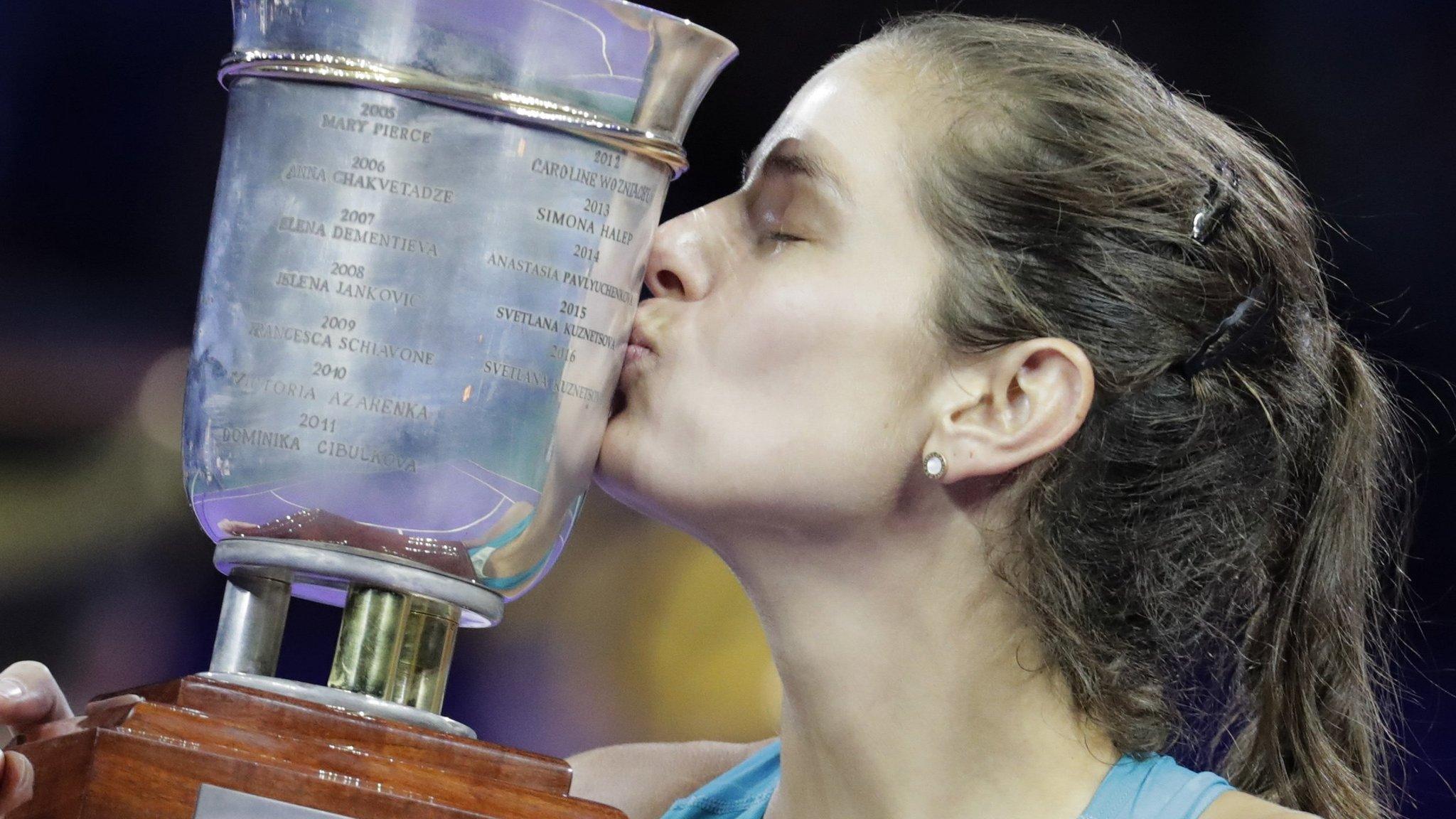 Julia Goerges