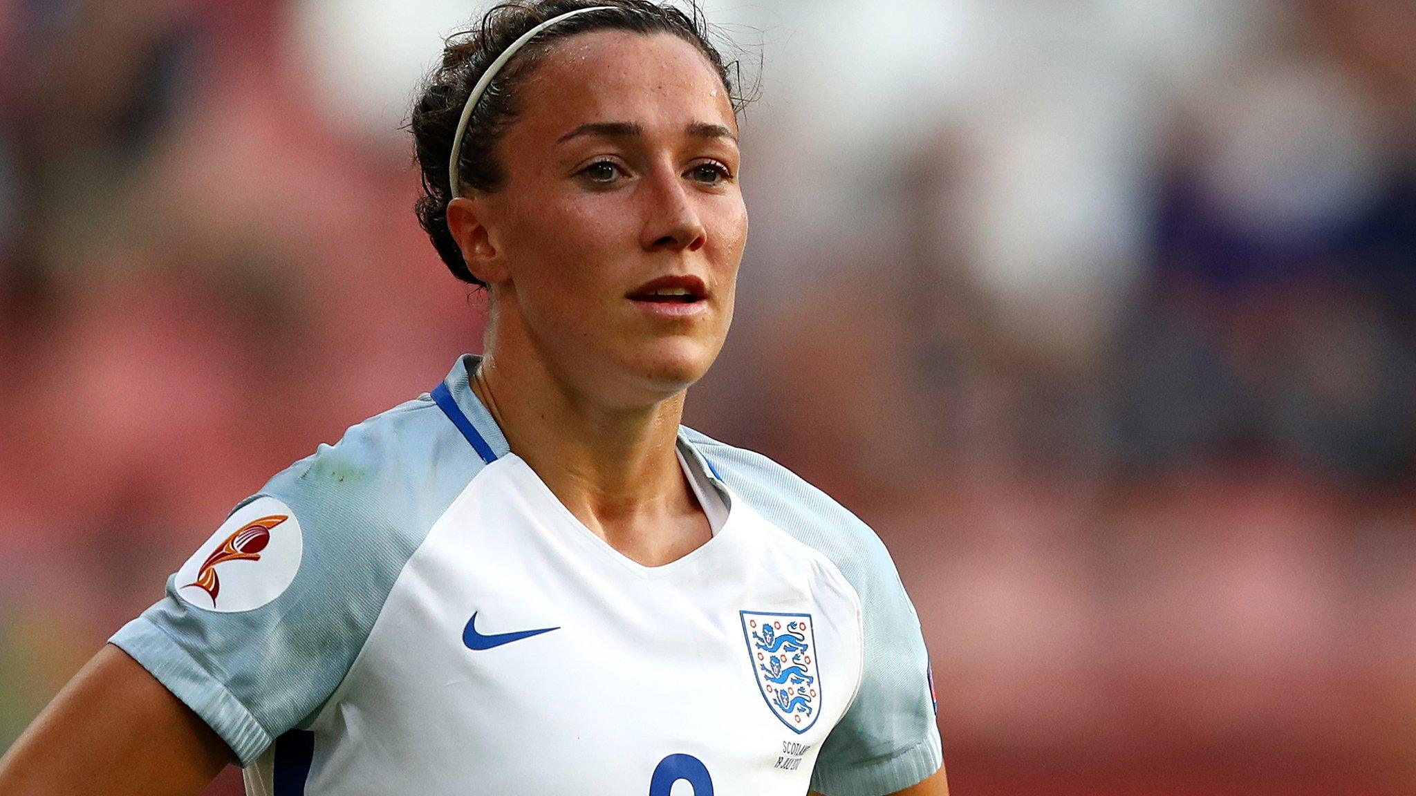 Lucy Bronze