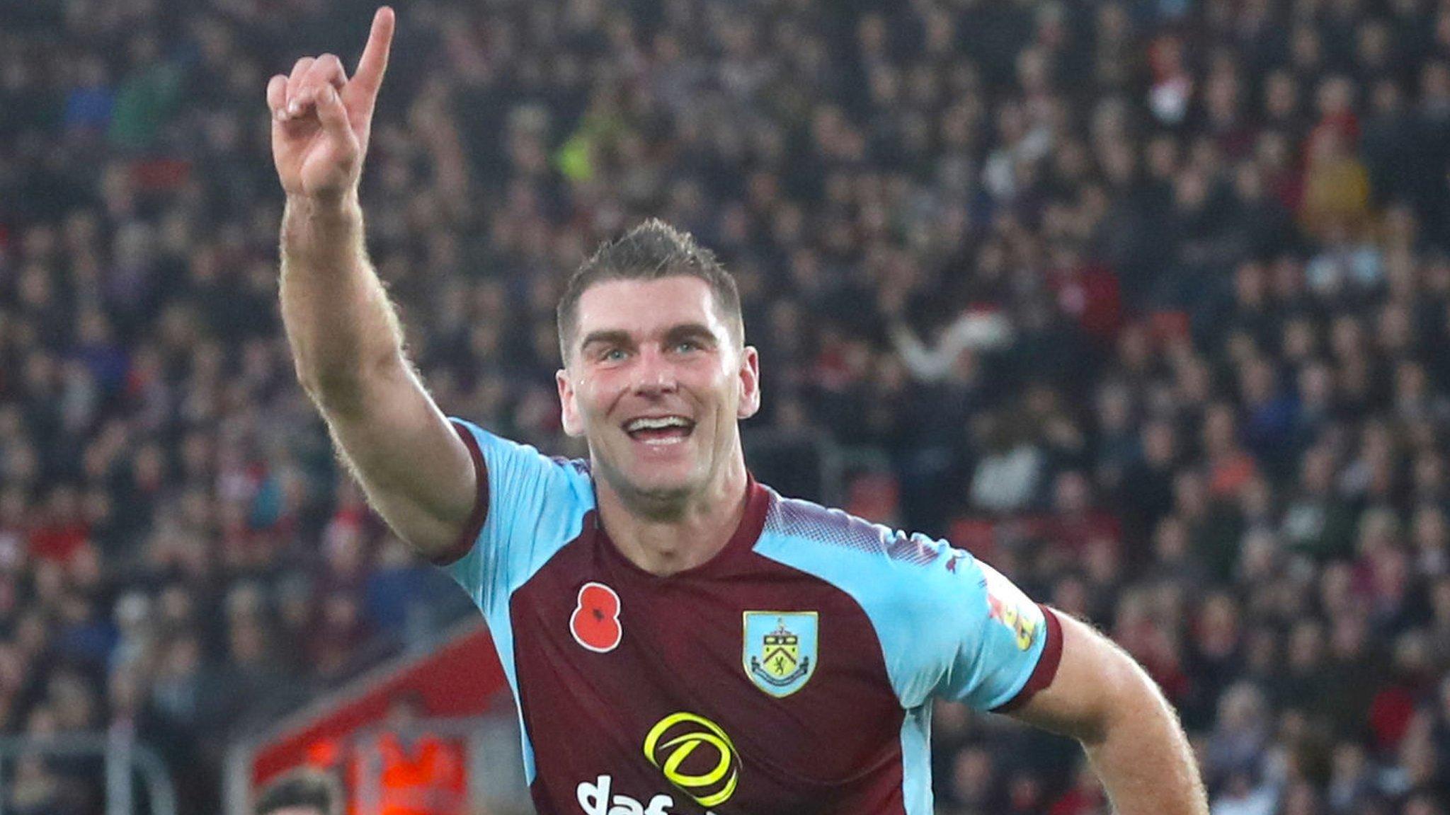 Sam Vokes goal