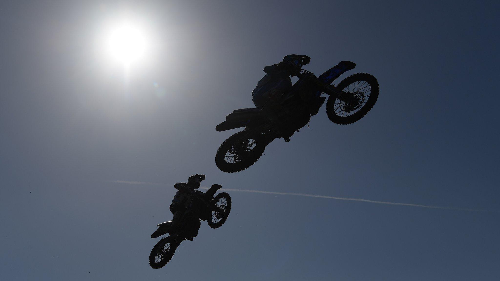 WINCHESTER, ENGLAND - MARCH 24: Competitors in action in the EMX250 class race during the MXGP Great Britain Championship at Matterley Basin on March 24, 2019 in Winchester, England. (Photo by Mike Hewitt/Getty Images)