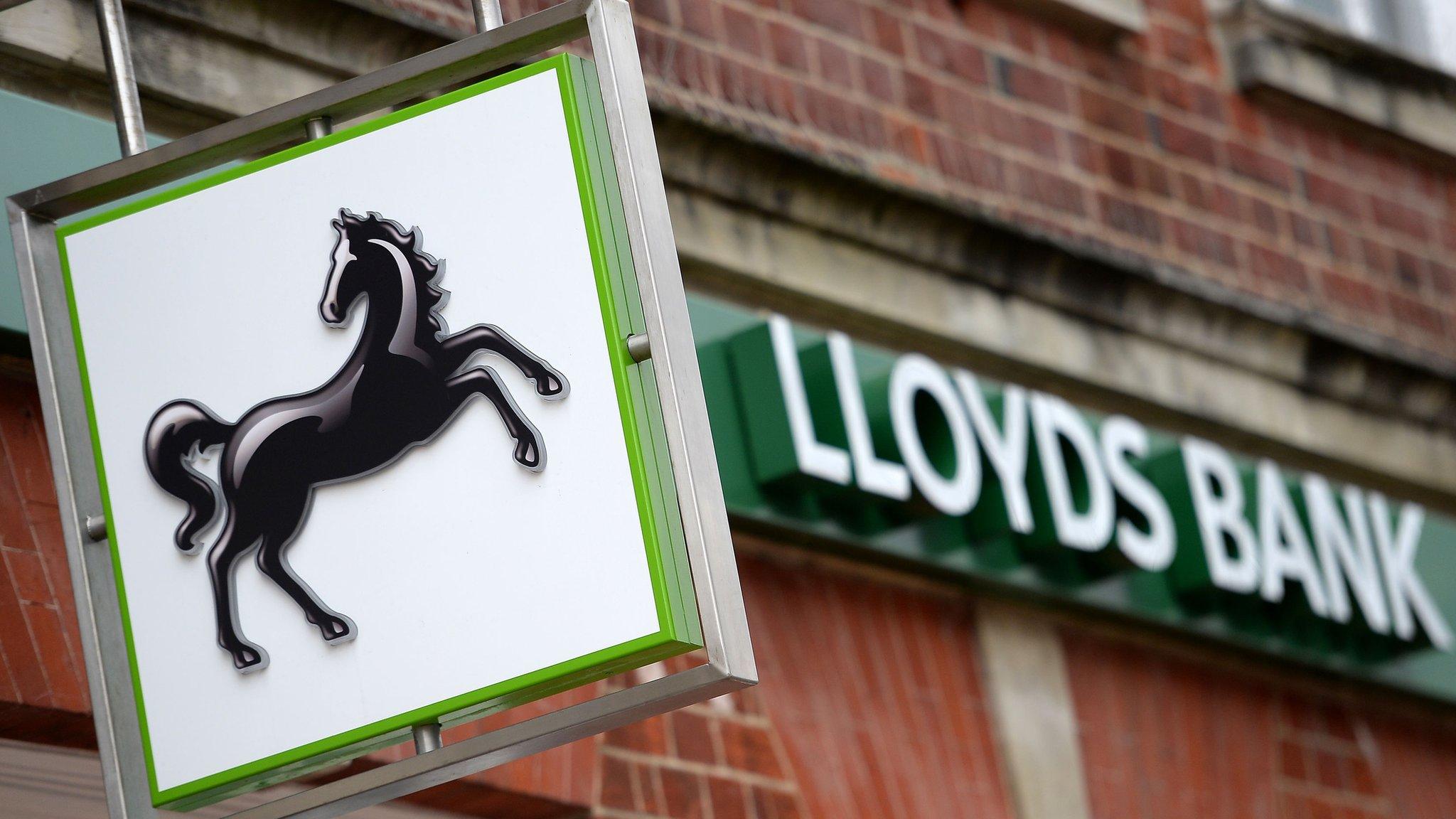 Lloyds Bank sign