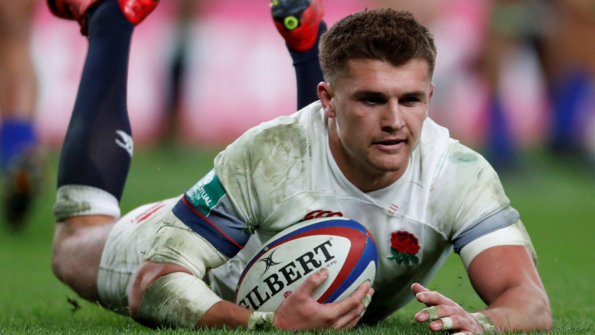 Henry Slade score one of England's seven tries