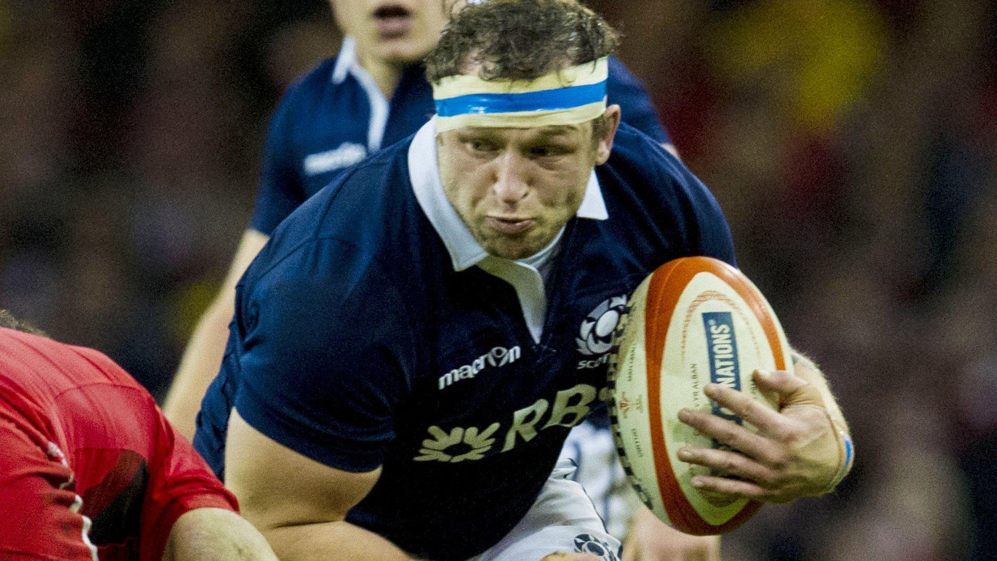 Scotland's Ryan Grant in possession