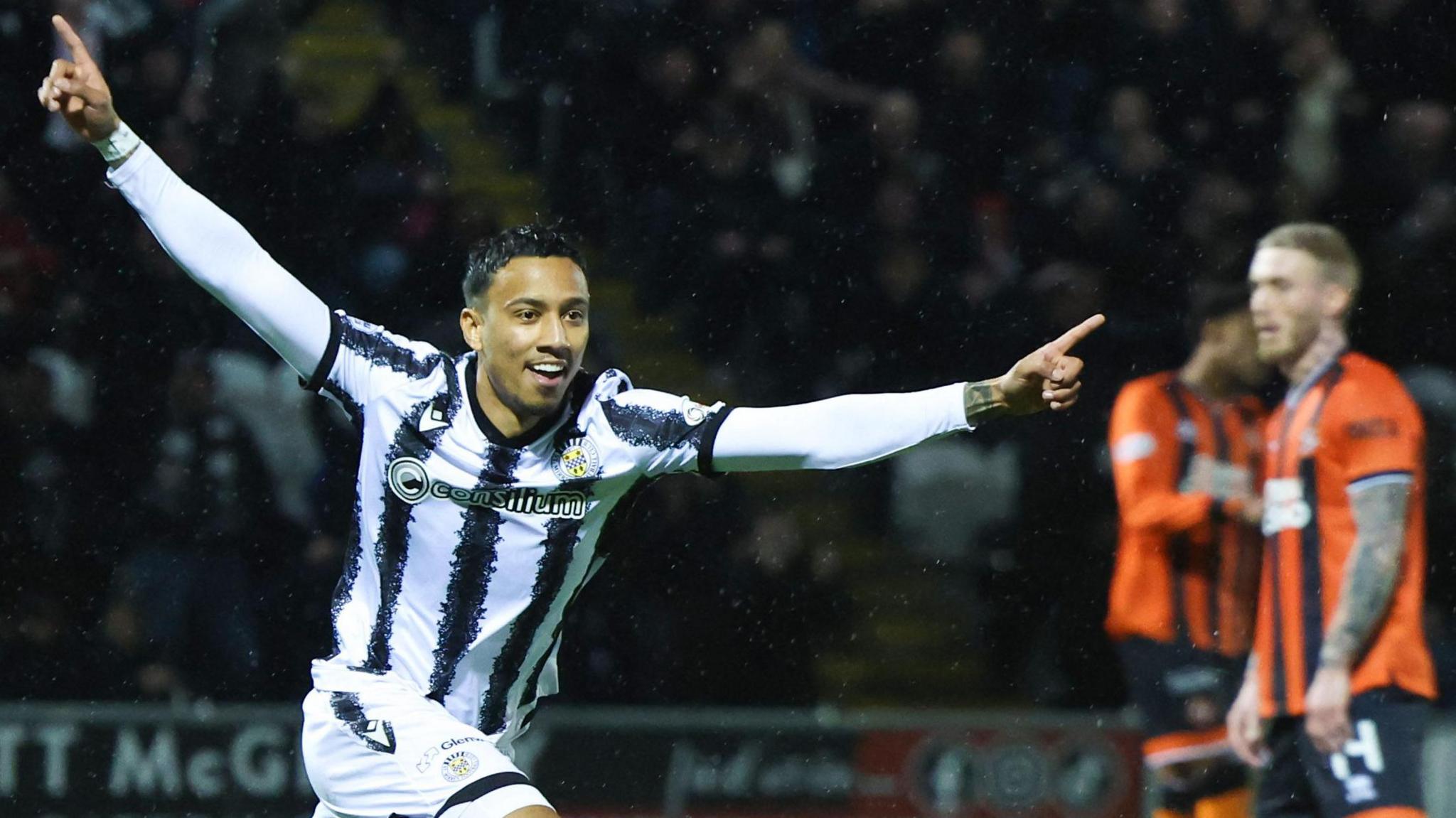 St Mirren's Keanu Baccus celebrates after scoring to make it 2-0 during a William Hill Premiership match between St Mirren and Dundee United at the SMiSA Stadium