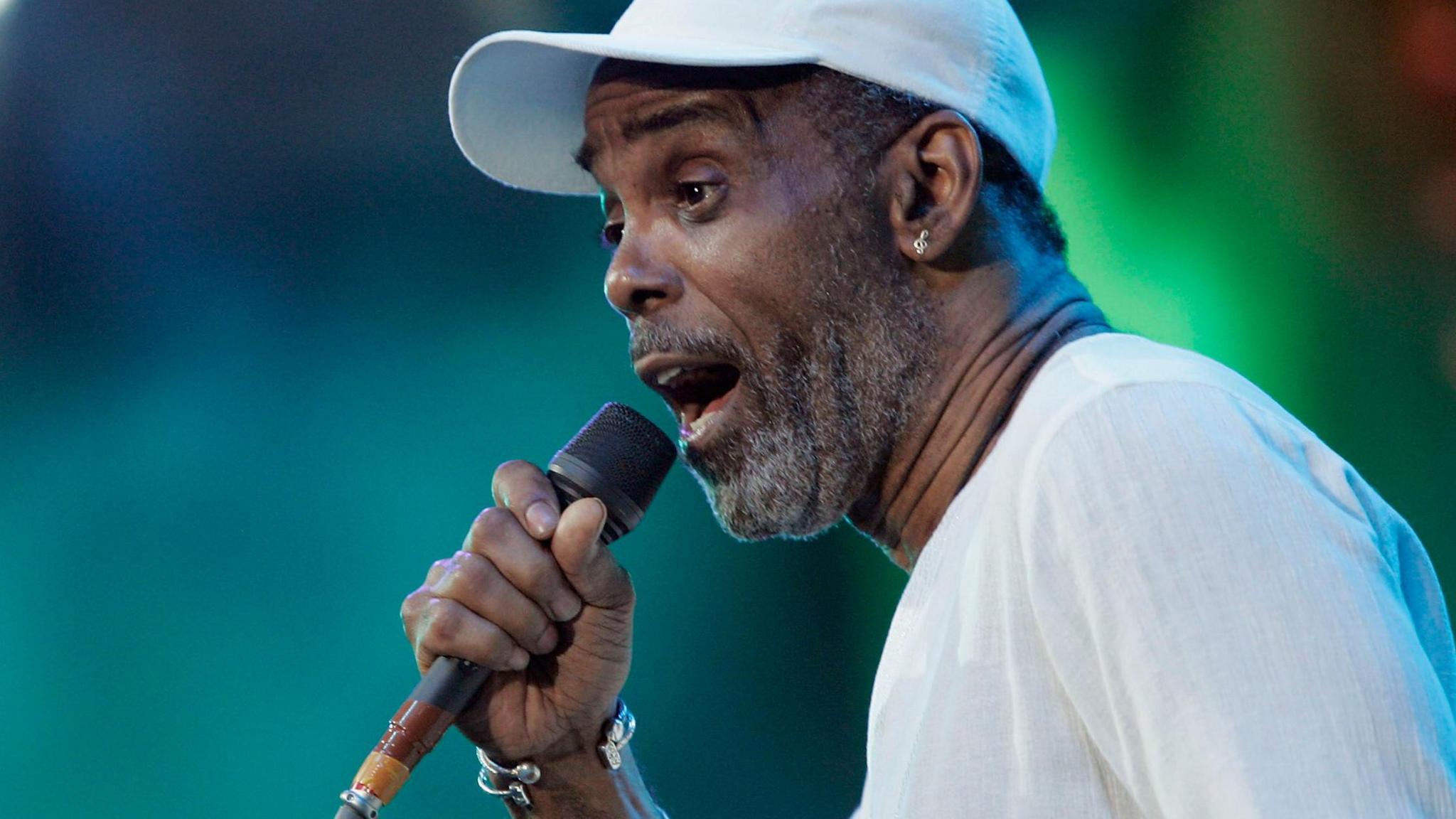 Maze singer Frankie Beverly